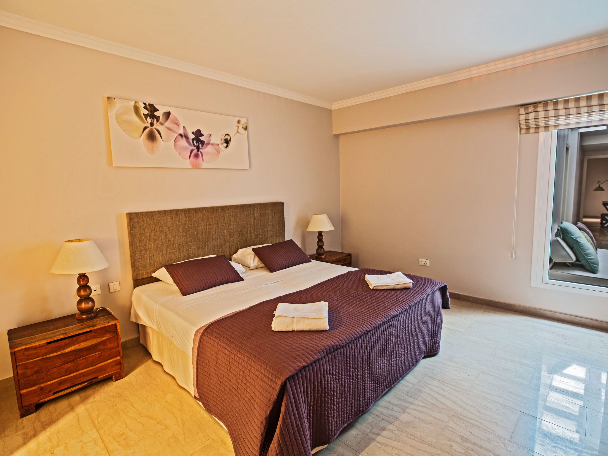 Geräumige Ferienvilla mit atemberaubendem Ausblick-Image-tags.info