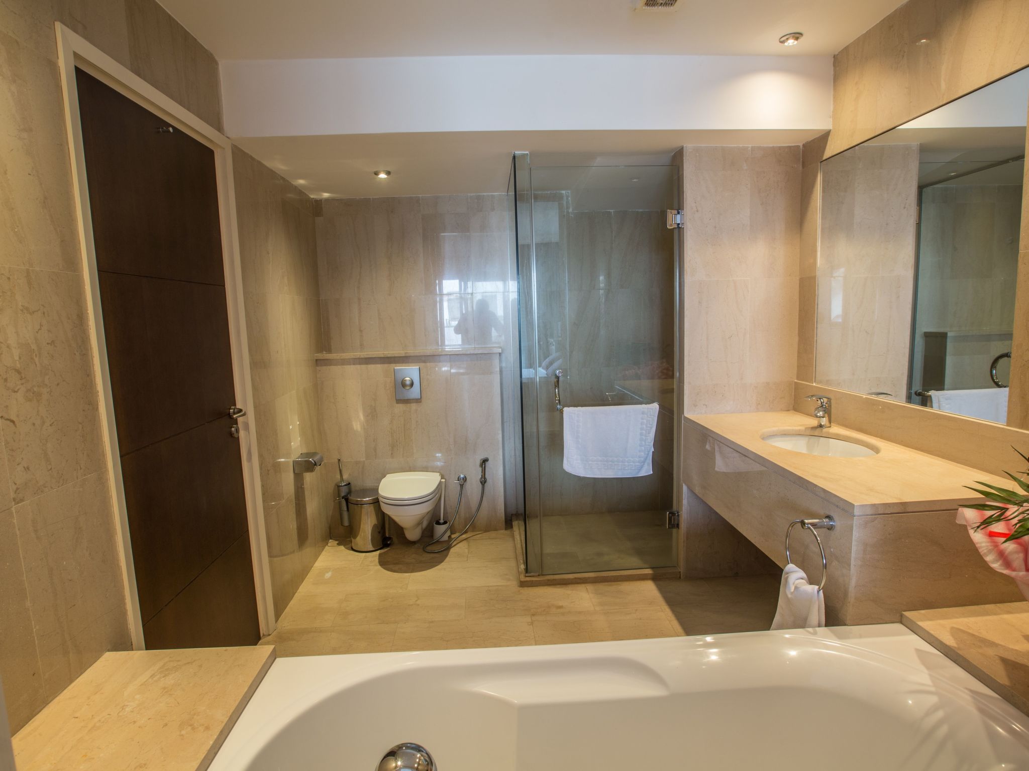 Geräumige Ferienvilla mit atemberaubendem Ausblick-Image-tags.info