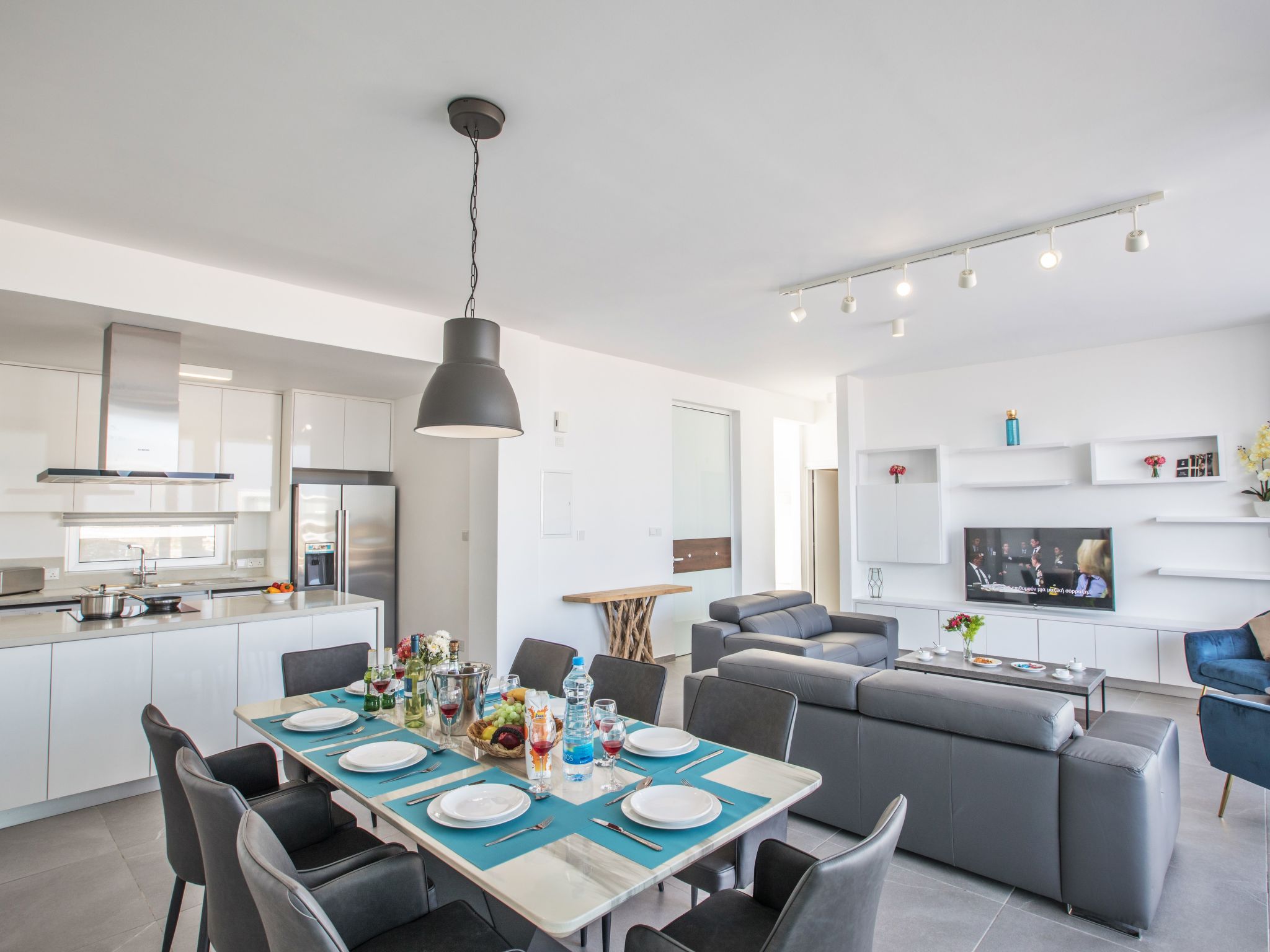 Schöne Villa Olivine Pearl OL5 mit Garten-Image-tags.info