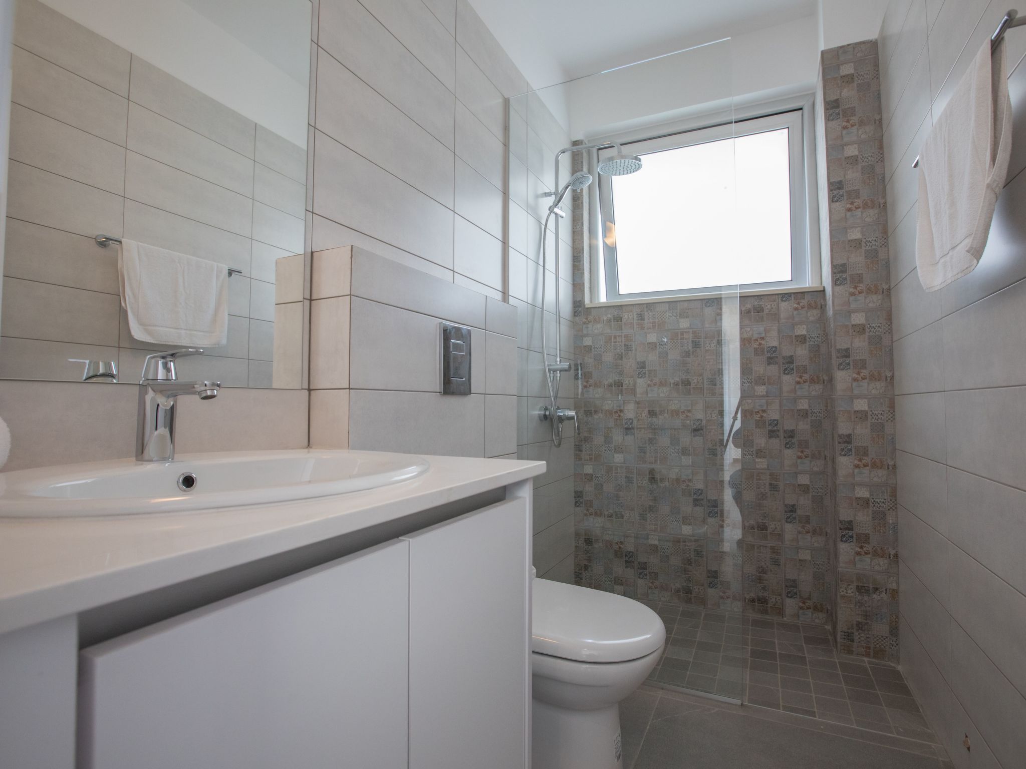 Schöne Villa Olivine Pearl OL5 mit Garten-Image-tags.info