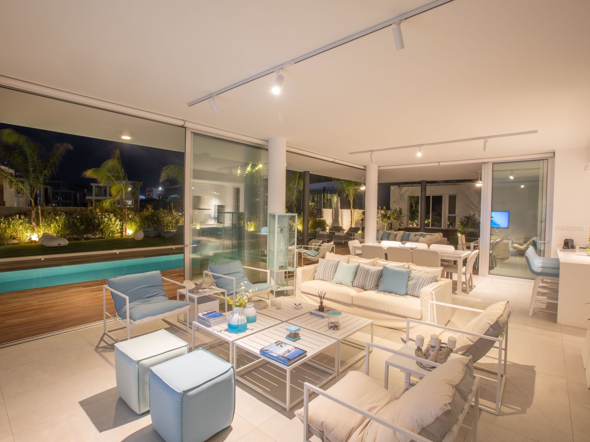 Protaras Olivine Villa mit herrlichem Garten, Pool-Image-tags.info