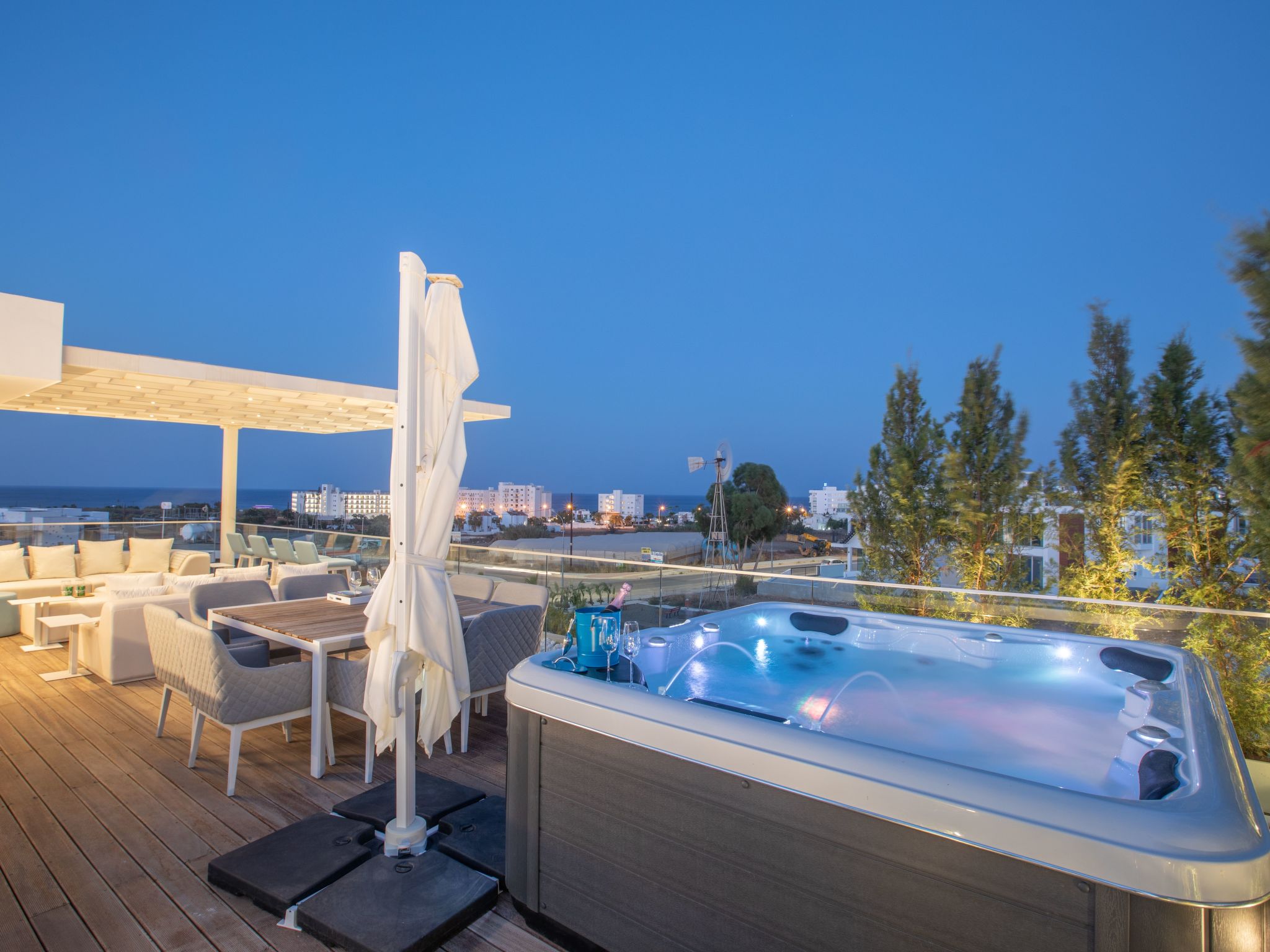 Protaras Olivine Villa mit herrlichem Garten, Pool-Image-tags.info