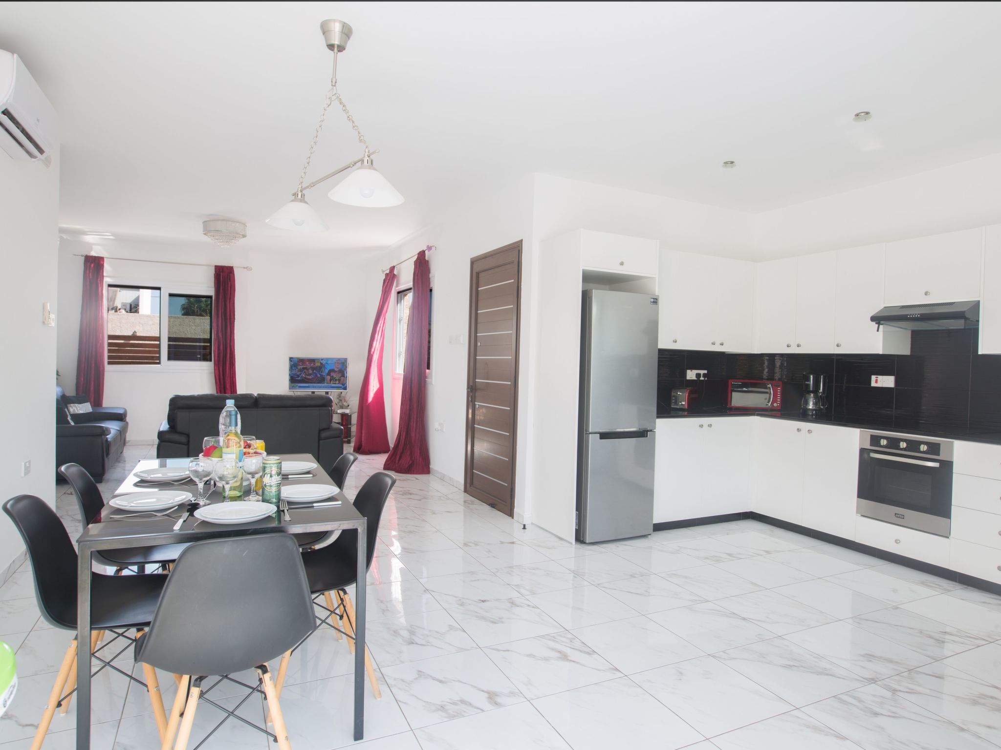 3 Schlafzimmer Villa mit Pool in Protaras Zentrum-Image-tags.info