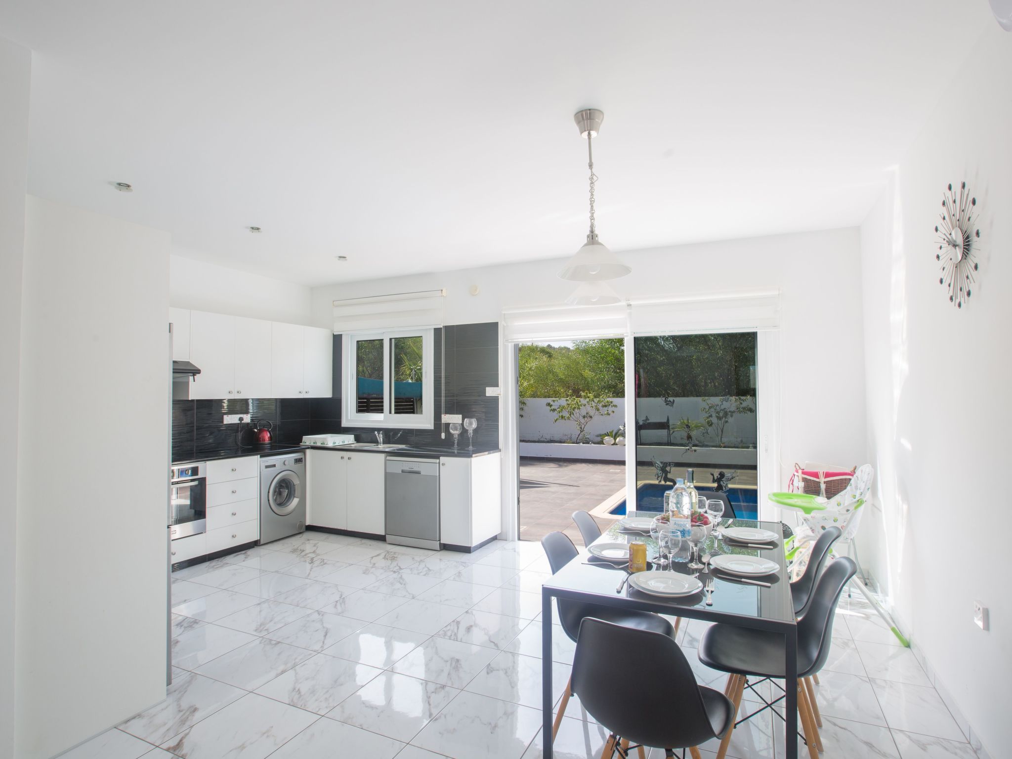 3 Schlafzimmer Villa mit Pool in Protaras Zentrum-Image-tags.info