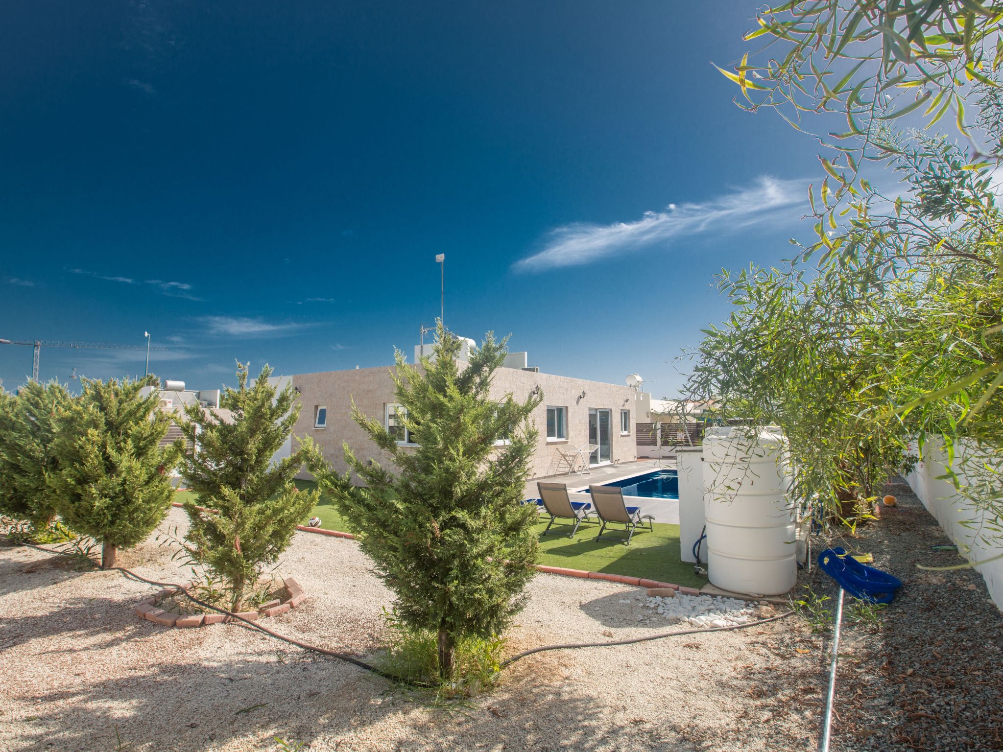 3 Schlafzimmer Villa mit Pool in Protaras Zentrum-Image-tags.info