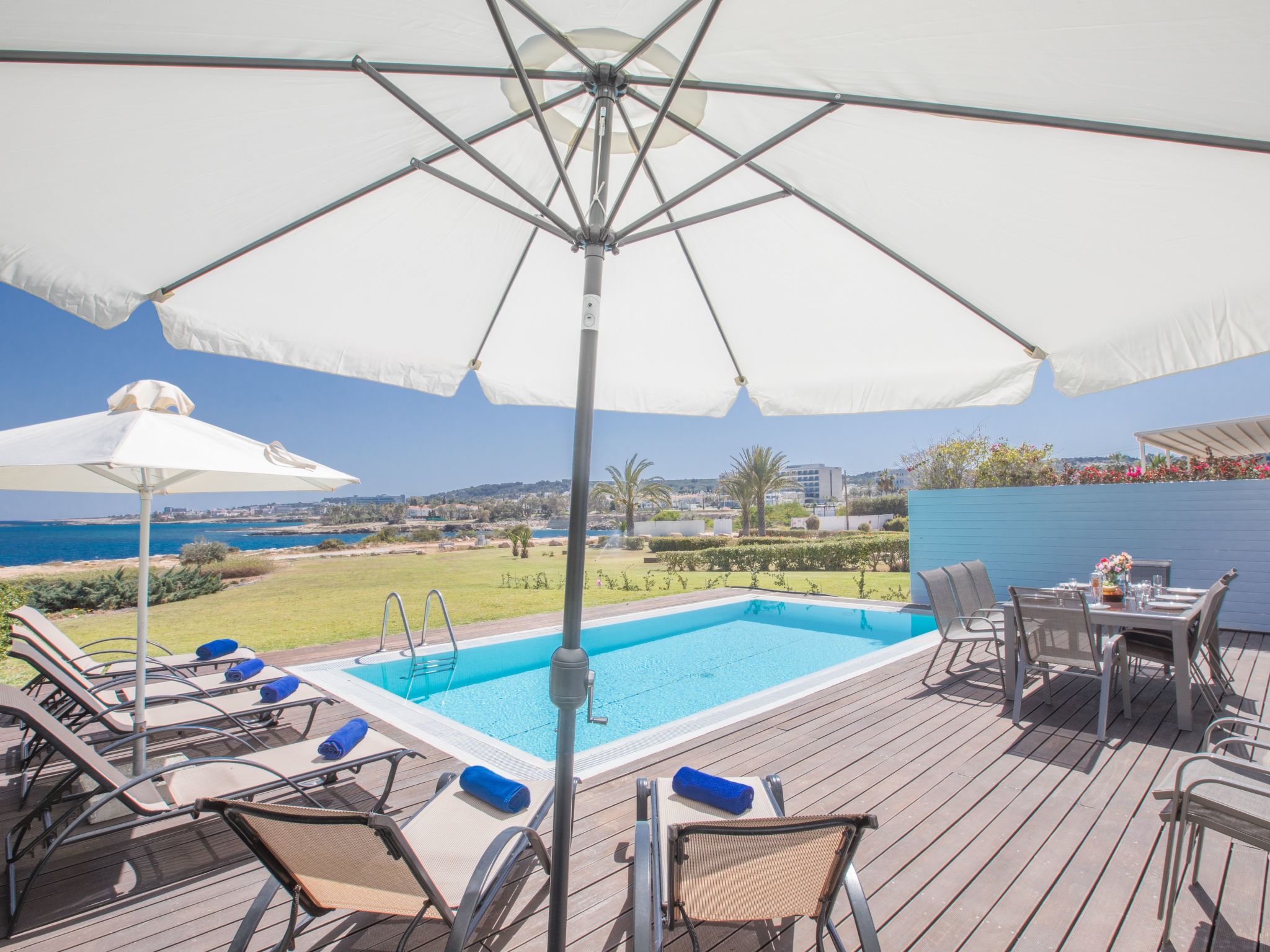 Haus in Protaras mit Pool und Meerblick-Image-tags.info