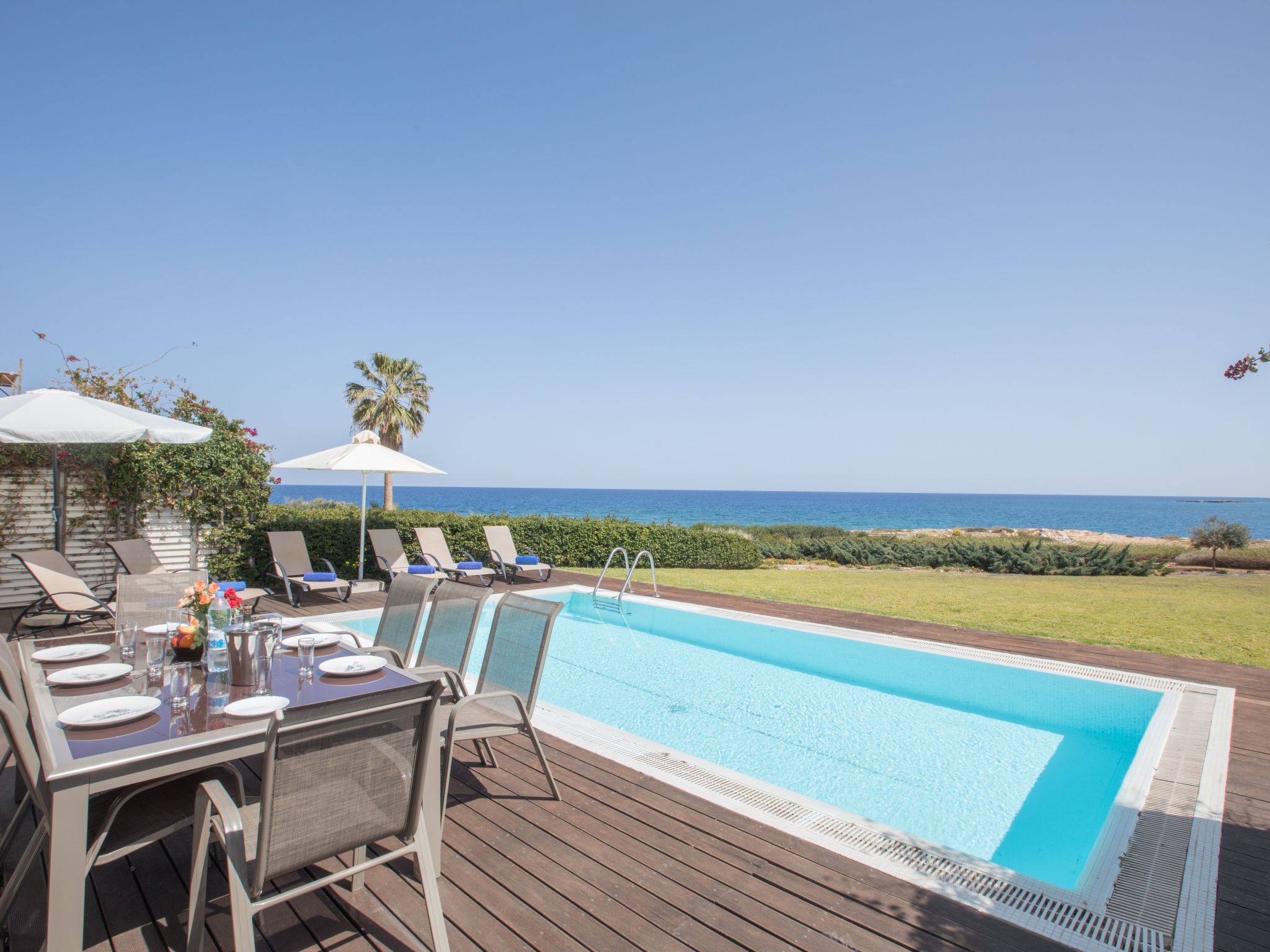 Haus in Protaras mit Pool und Meerblick-Image-tags.info