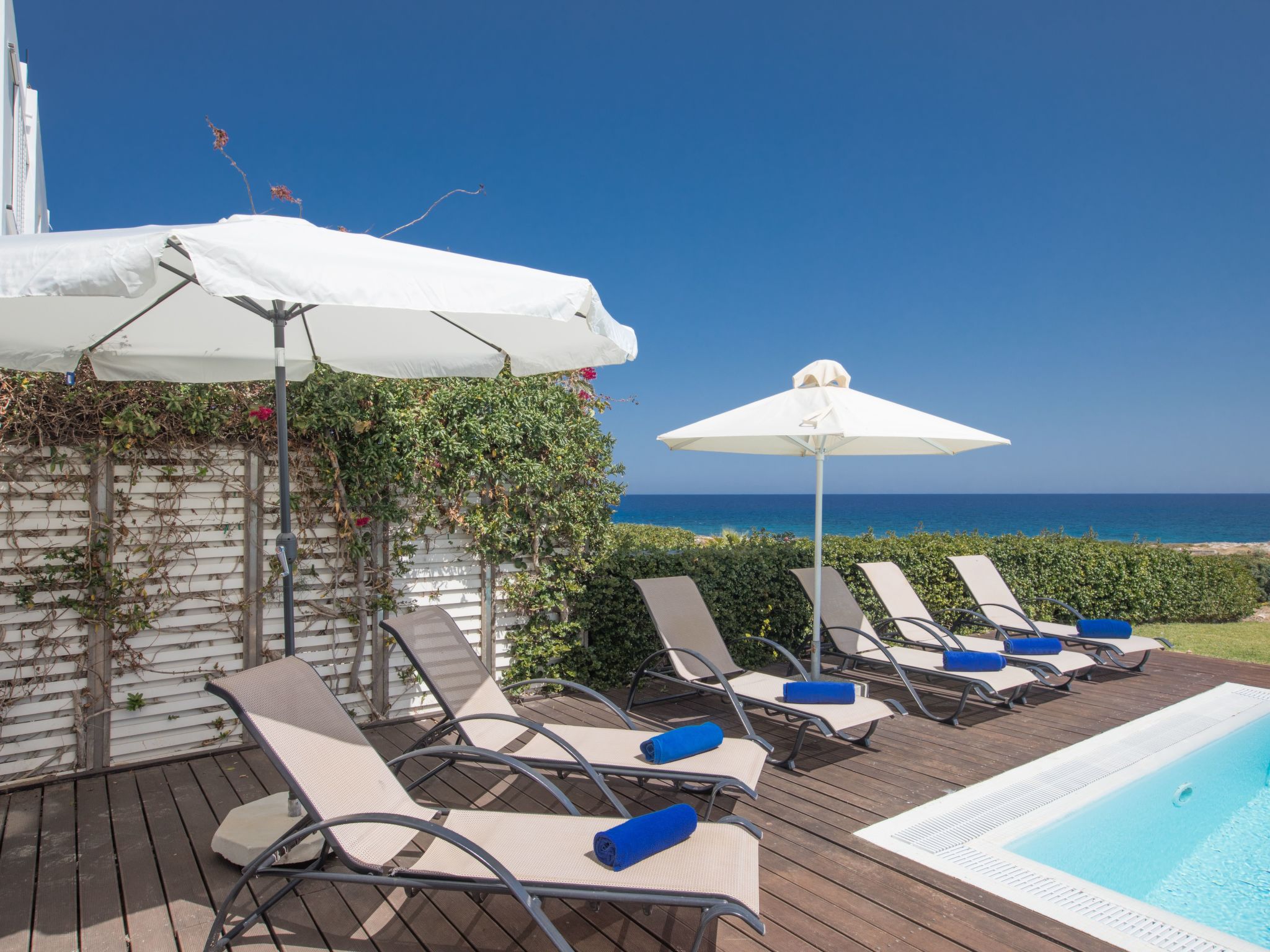 Haus in Protaras mit Pool und Meerblick-Image-tags.info