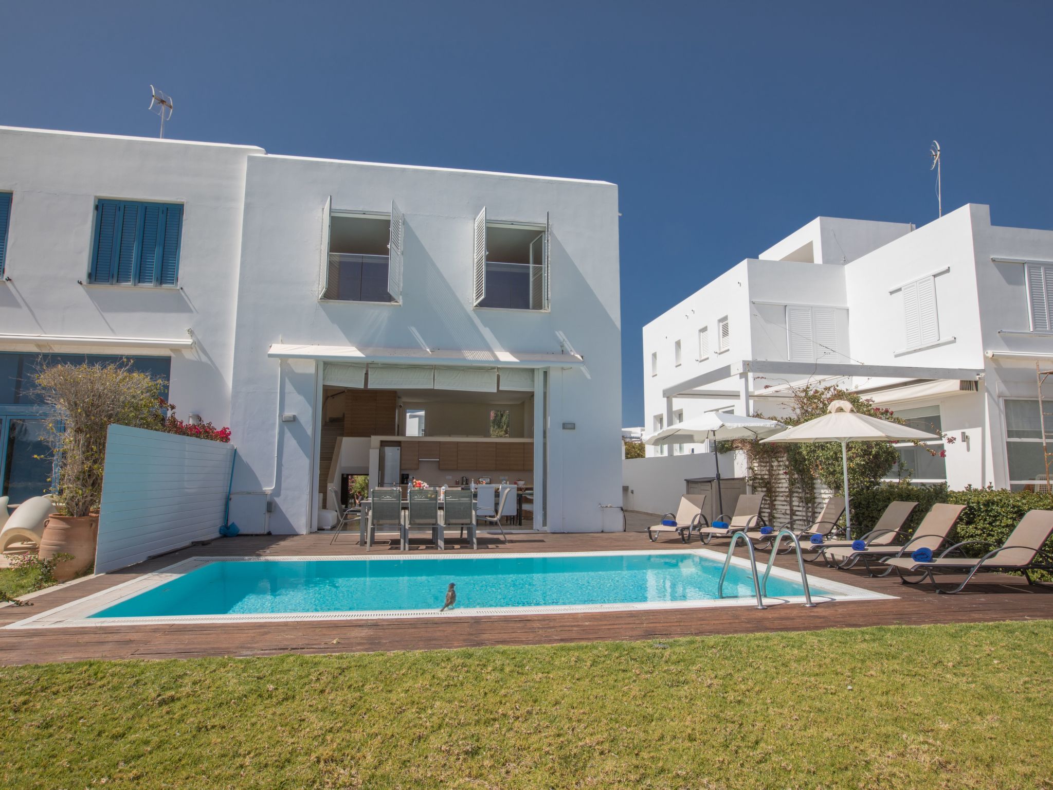 Haus in Protaras mit Pool und Meerblick-Image-tags.info