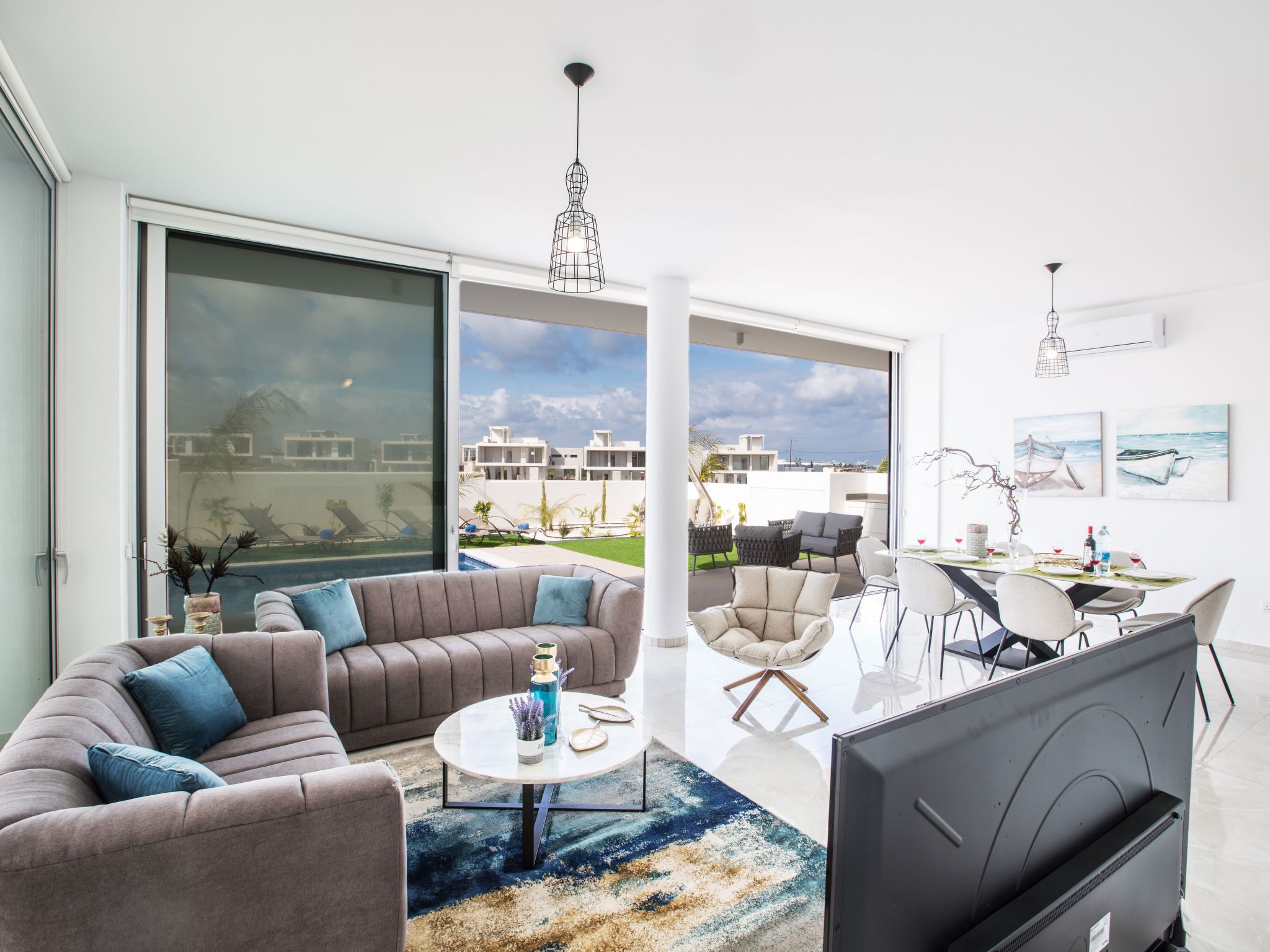 Photo of 3 Schlafzimmer Villa OL26 mit Pool in Protaras