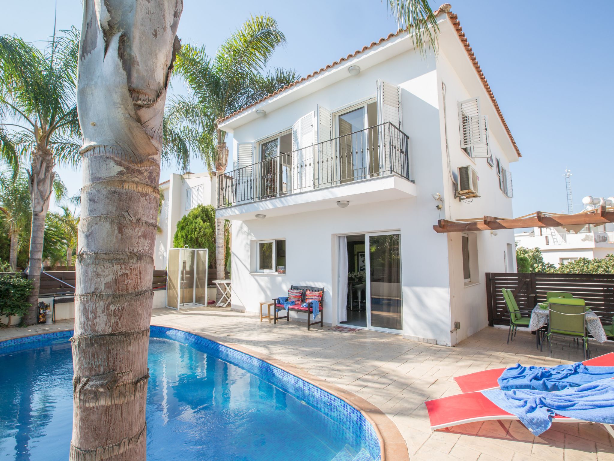 Charmante 3-Schlafzimmer-Villa DI12 mit privatem Pool