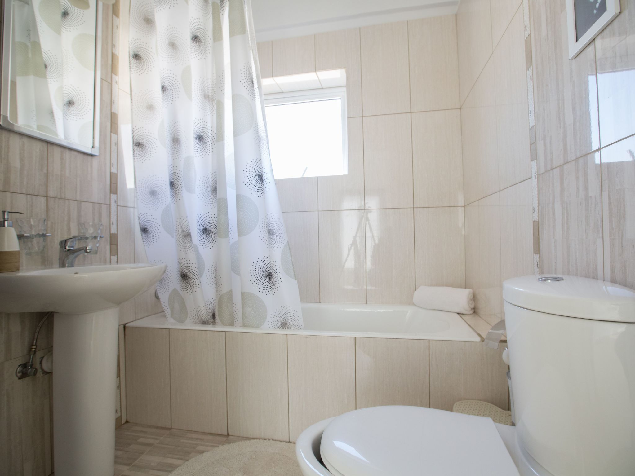 Charmante 3-Schlafzimmer-Villa DI12 mit privatem Pool-Image-tags.info