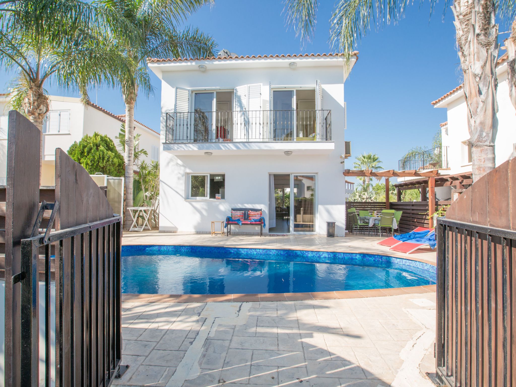 Charmante 3-Schlafzimmer-Villa DI12 mit privatem Pool-Image-tags.info