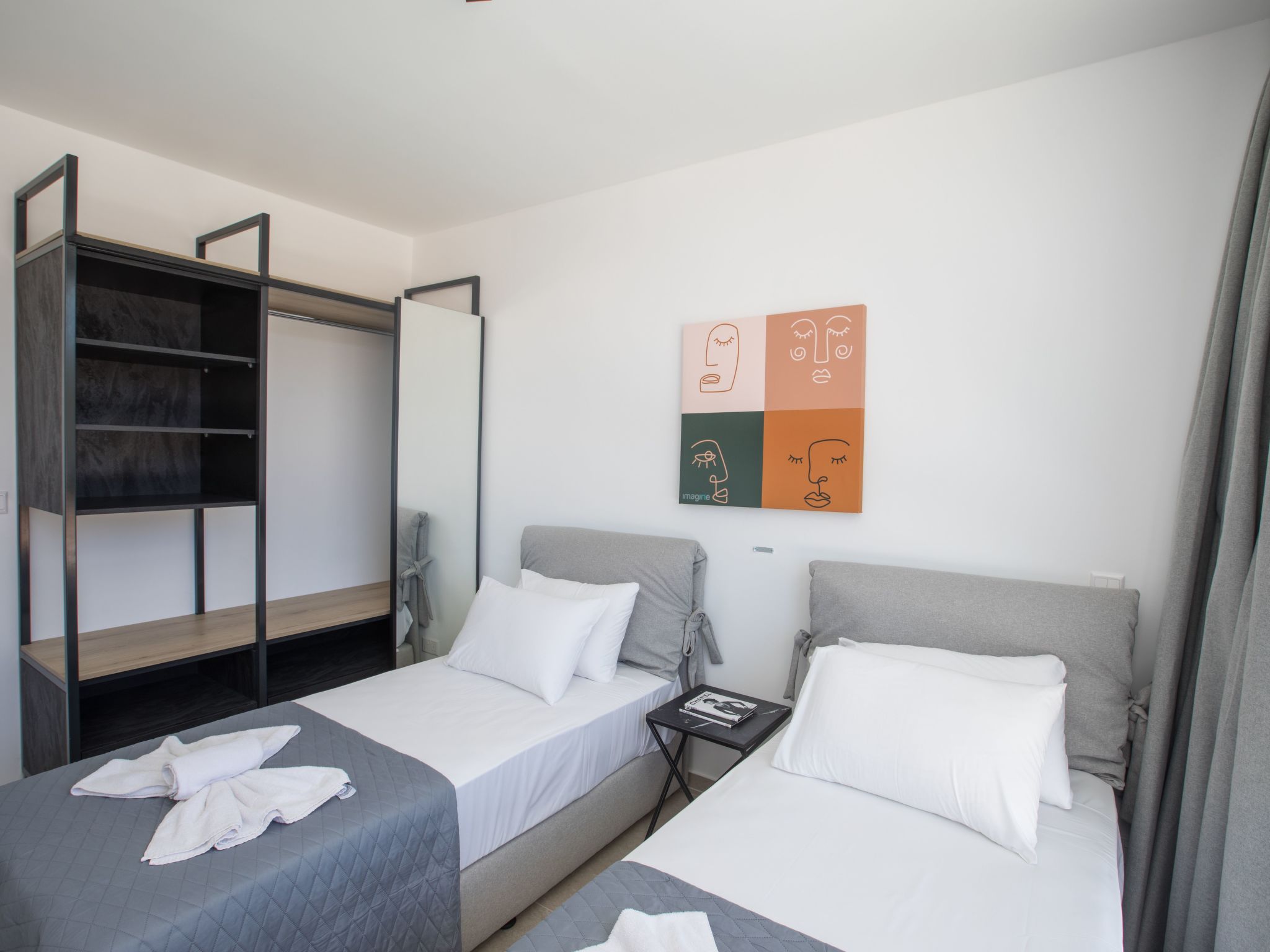 Geräumige Villa mit großem Garten und Pool-Image-tags.info