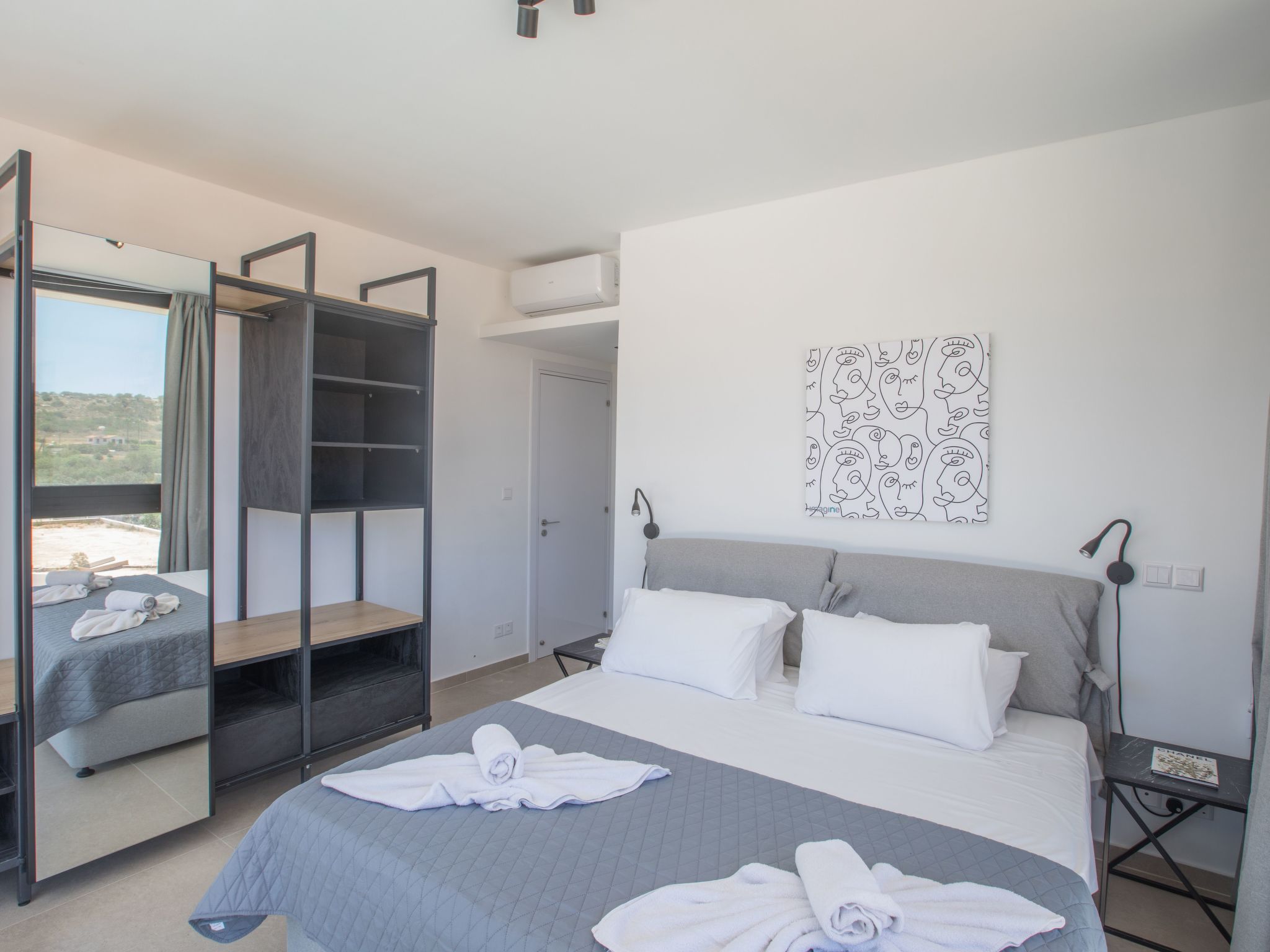 Geräumige Villa mit großem Garten und Pool-Image-tags.info