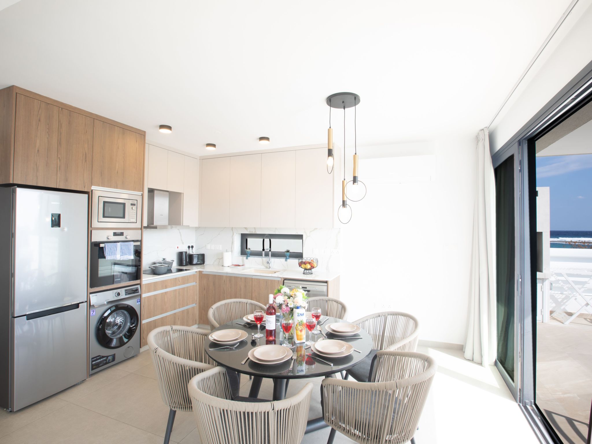 Haus in Paralimni mit Doppelveranda-Image-tags.info