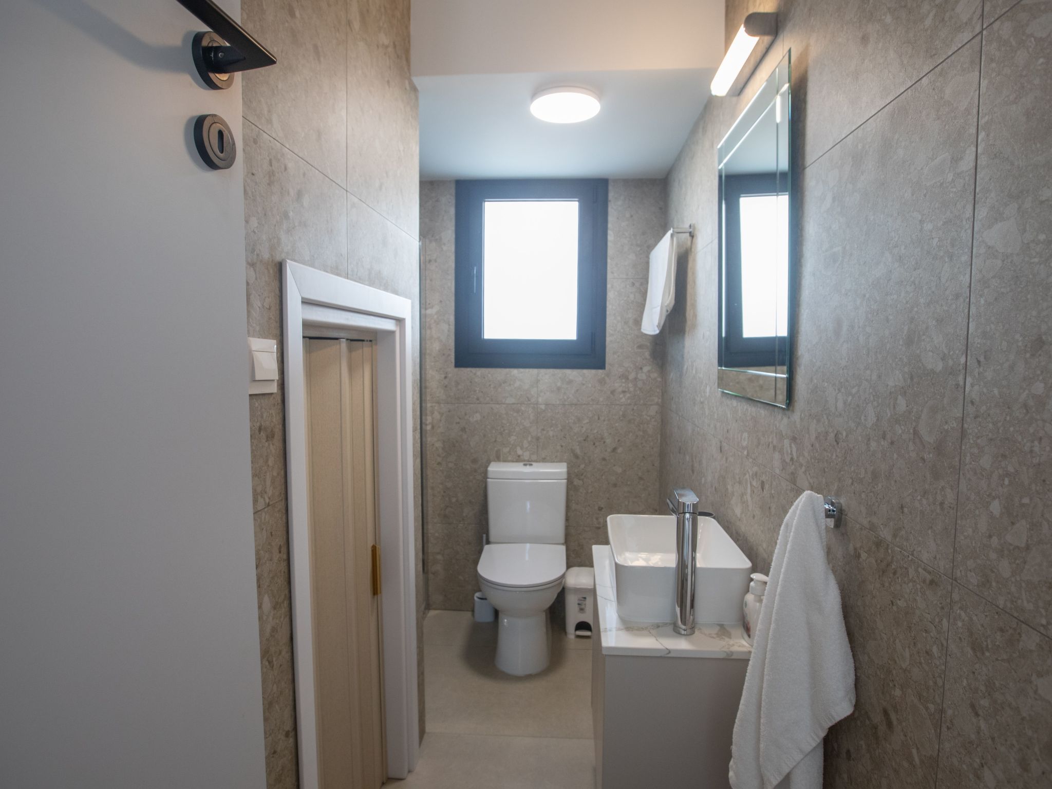 Haus in Paralimni mit Doppelveranda-Image-tags.info