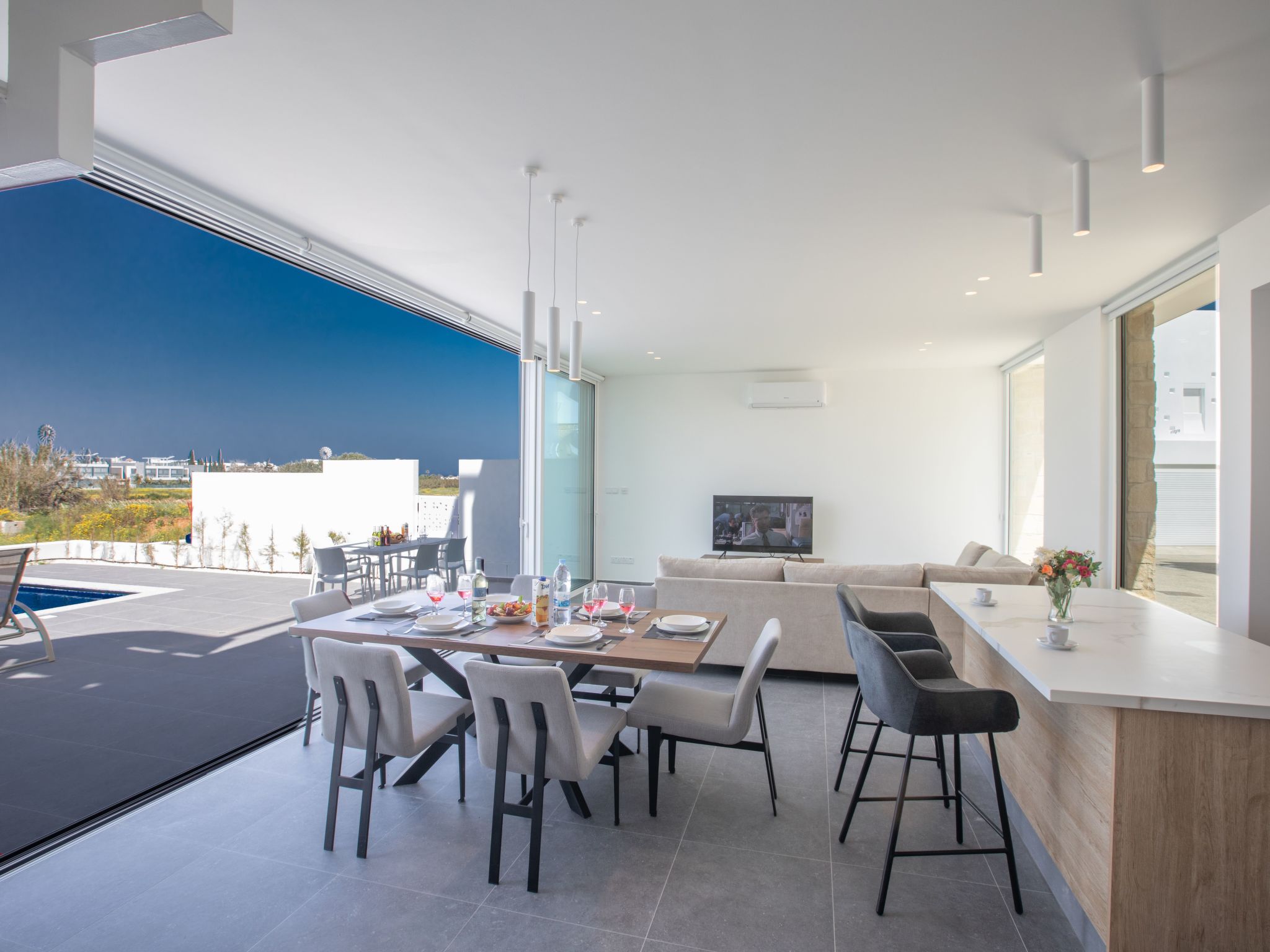 Ferienvilla Vie Bleu mit großem Pool-Image-tags.info