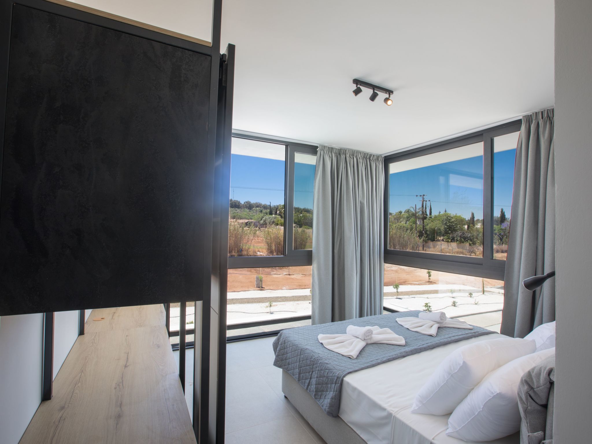 In Protaras mit großem Garten-Image-tags.info