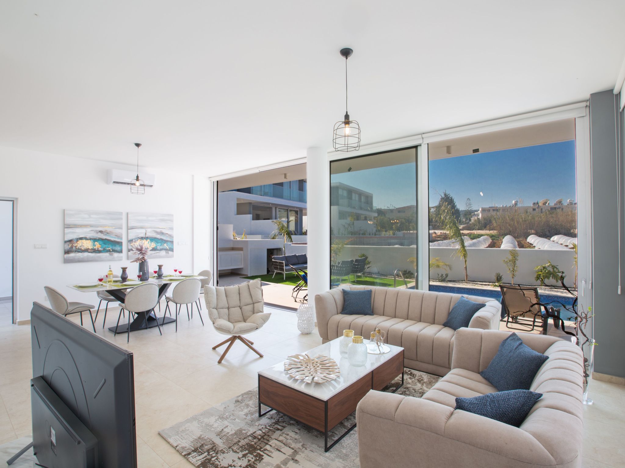 3-Schlafzimmer-Villa mit privatem Pool im Zentrum-Image-tags.info