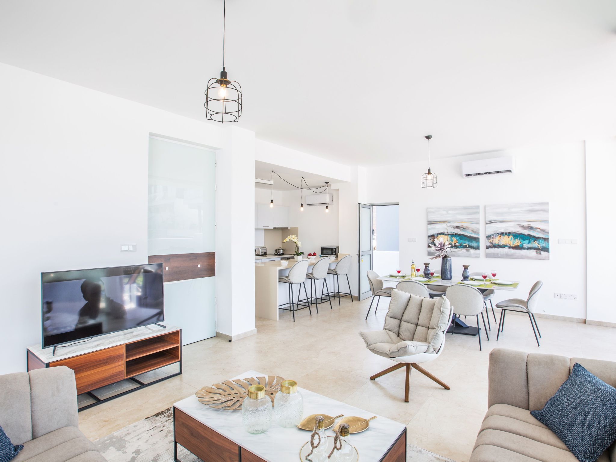 3-Schlafzimmer-Villa mit privatem Pool im Zentrum-Image-tags.info