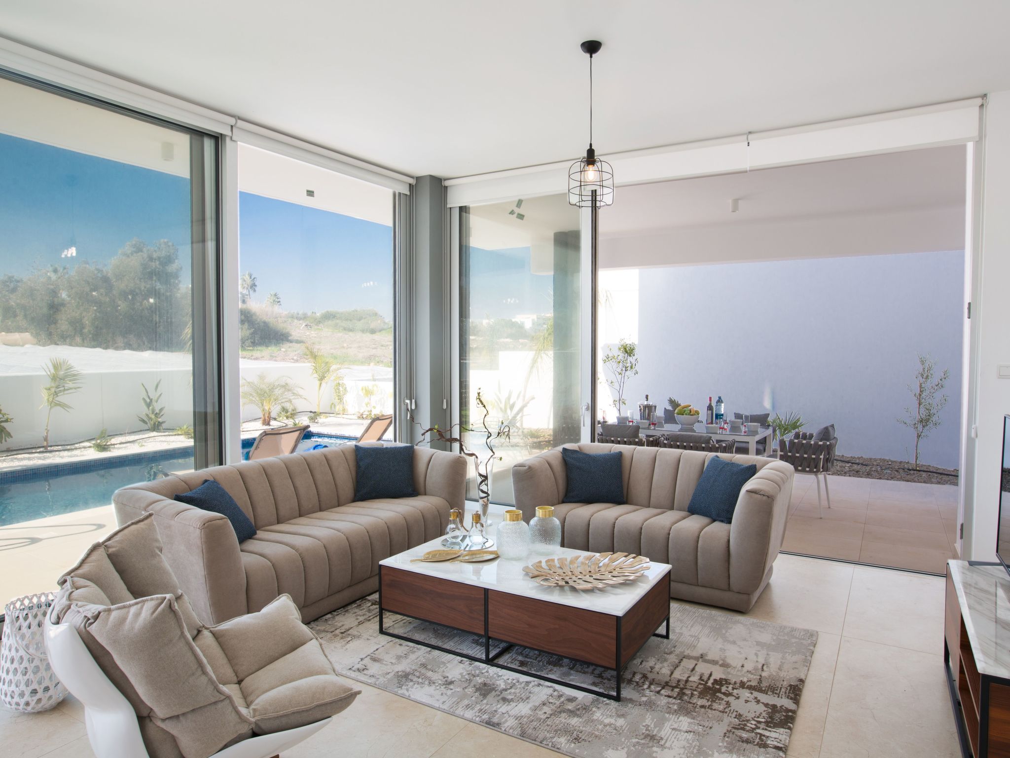 3-Schlafzimmer-Villa mit privatem Pool im Zentrum-Image-tags.info