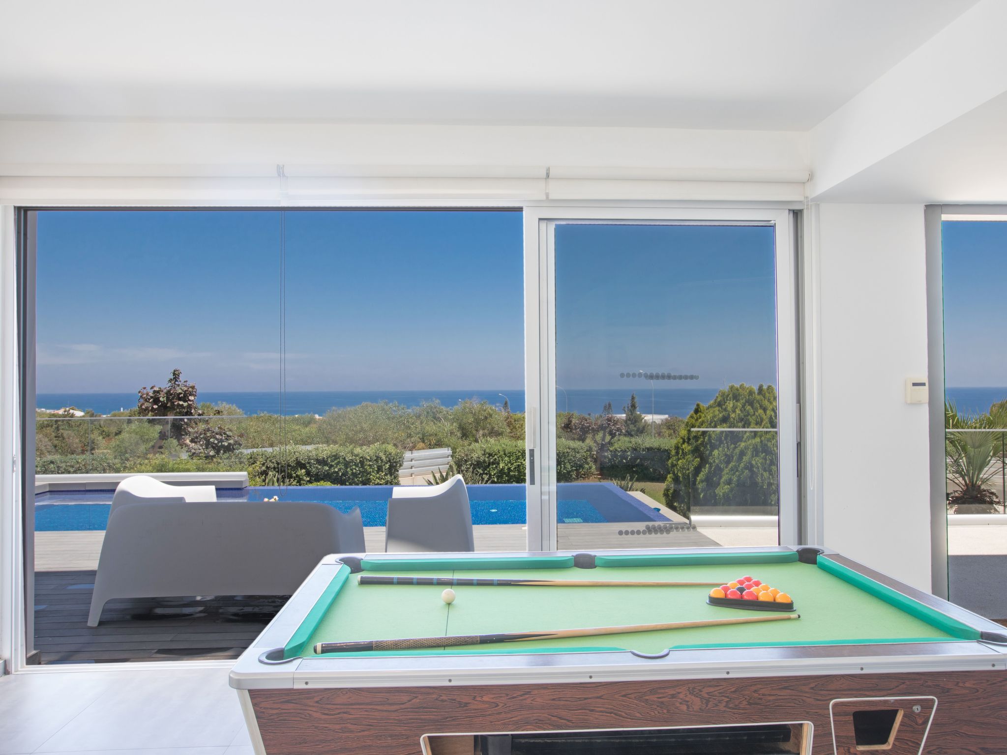 Ferienvilla "Chloe" mit Terrasse und Garten-Image-tags.info