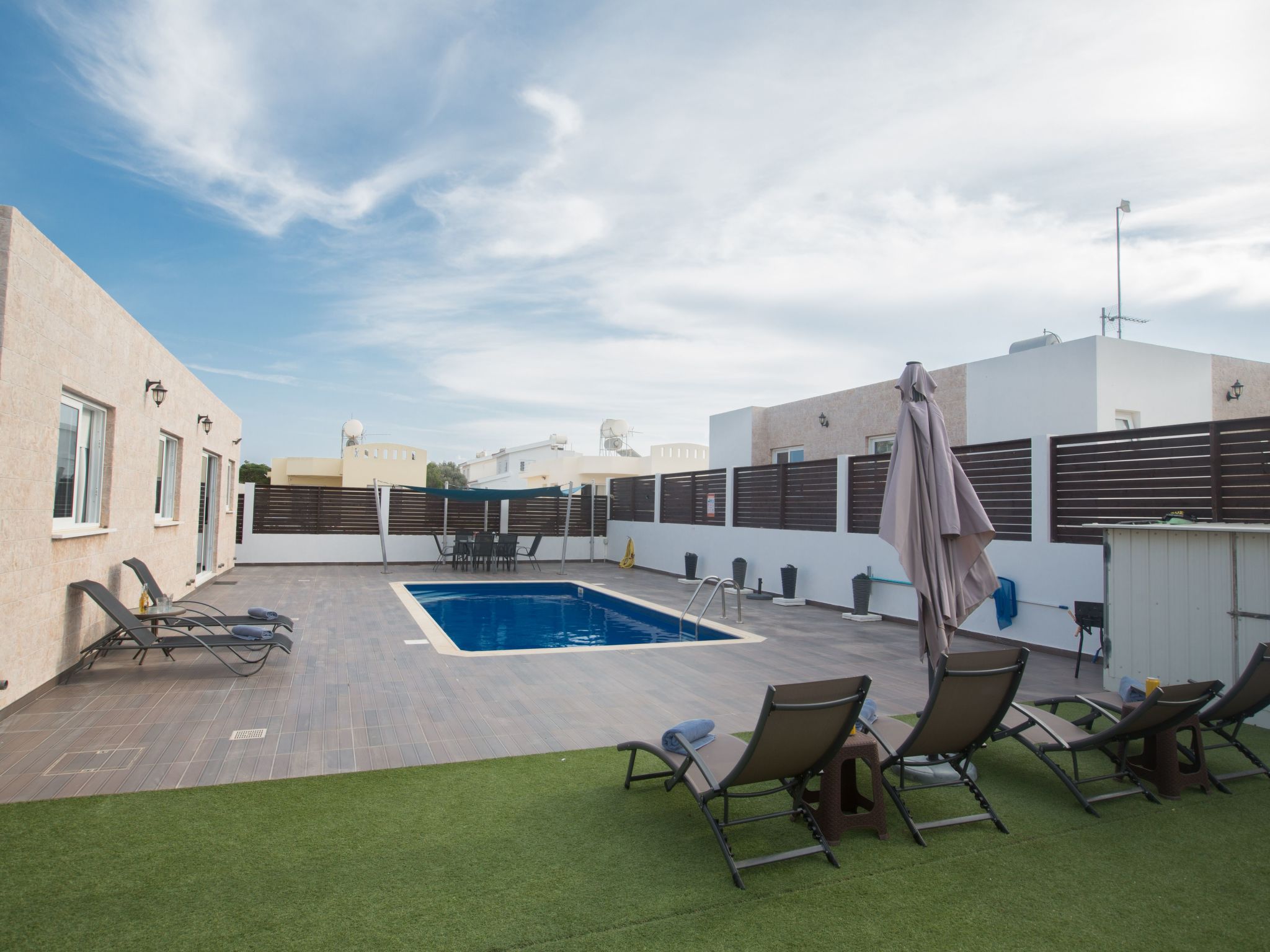 3-Schlafzimmer-Villa in Protaras Zentrum mit Pool-Image-tags.info