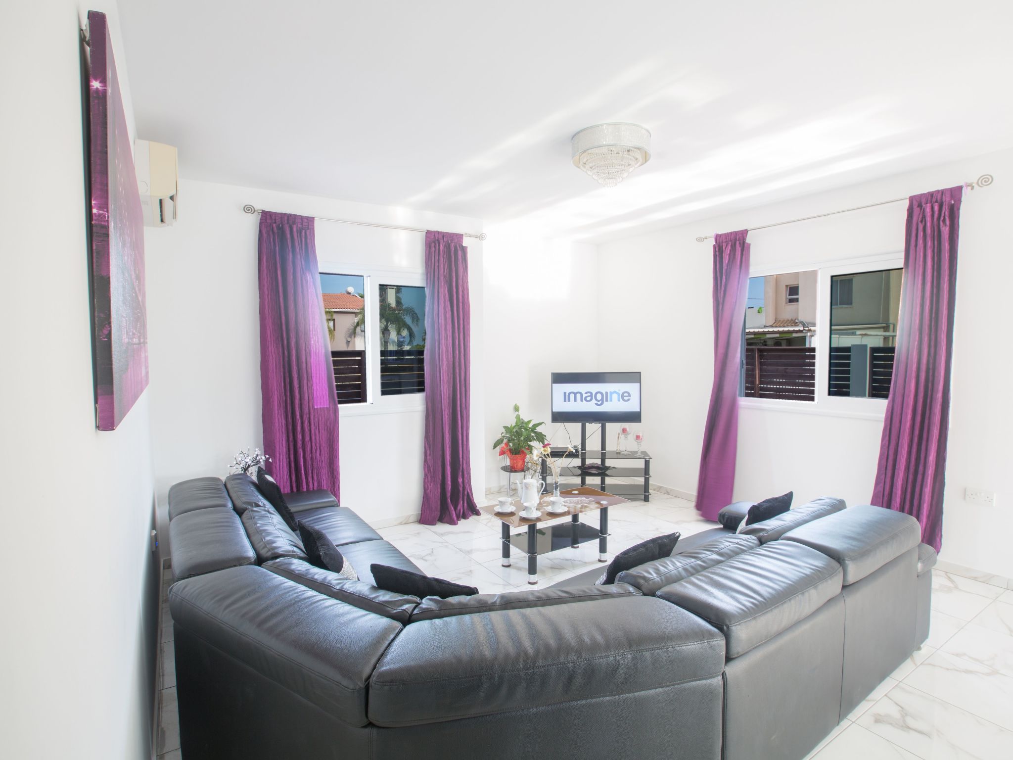 3-Schlafzimmer-Villa in Protaras Zentrum mit Pool-Image-tags.info