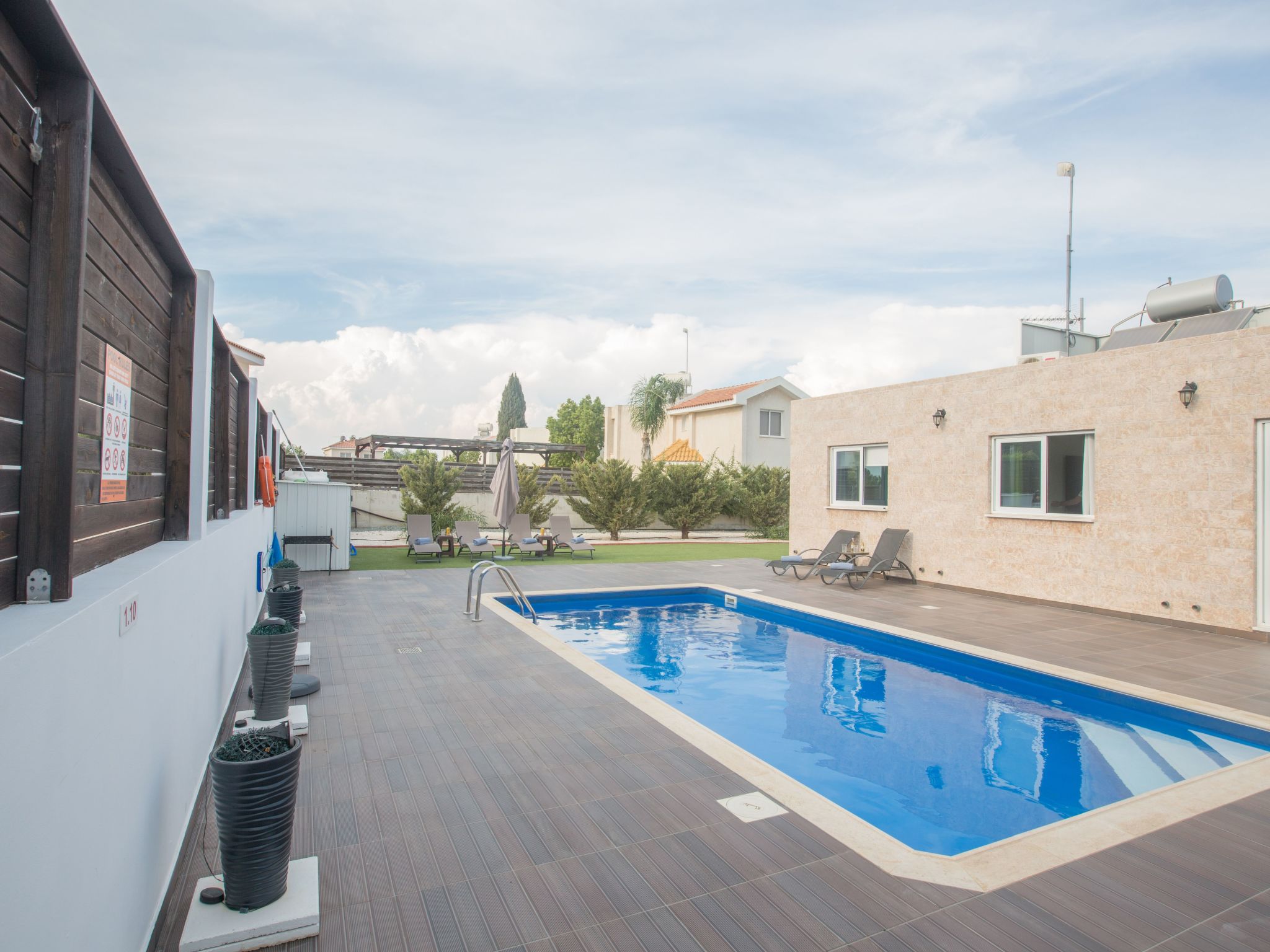 3-Schlafzimmer-Villa in Protaras Zentrum mit Pool-Image-tags.info