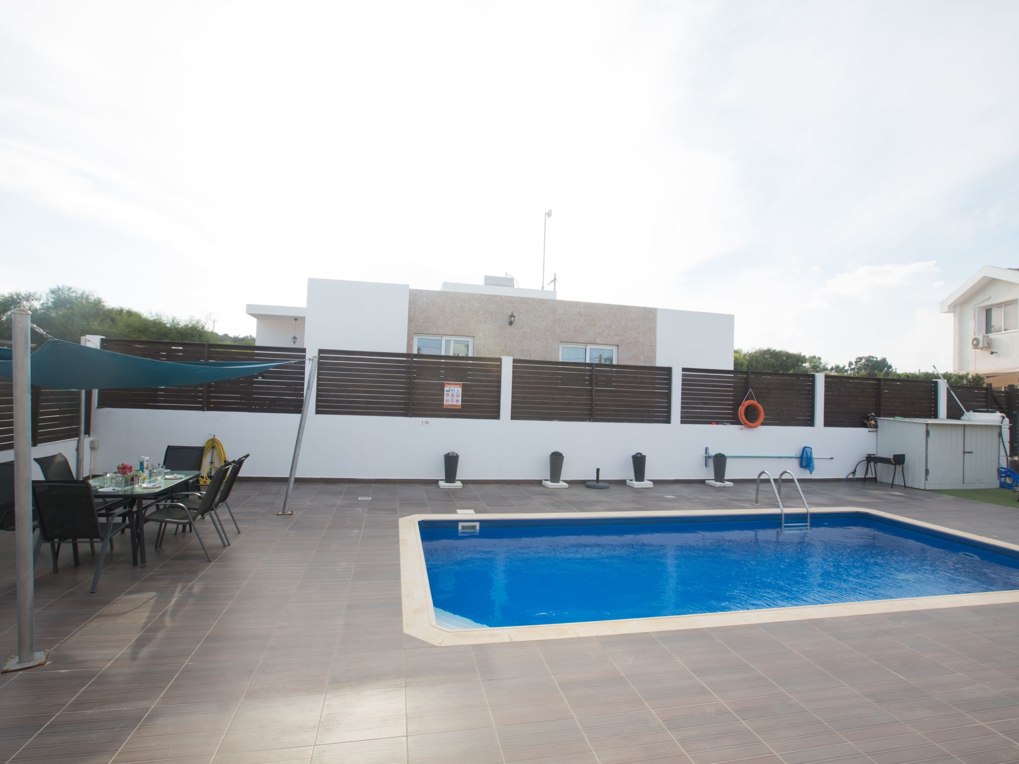 3-Schlafzimmer-Villa in Protaras Zentrum mit Pool-Image-tags.info