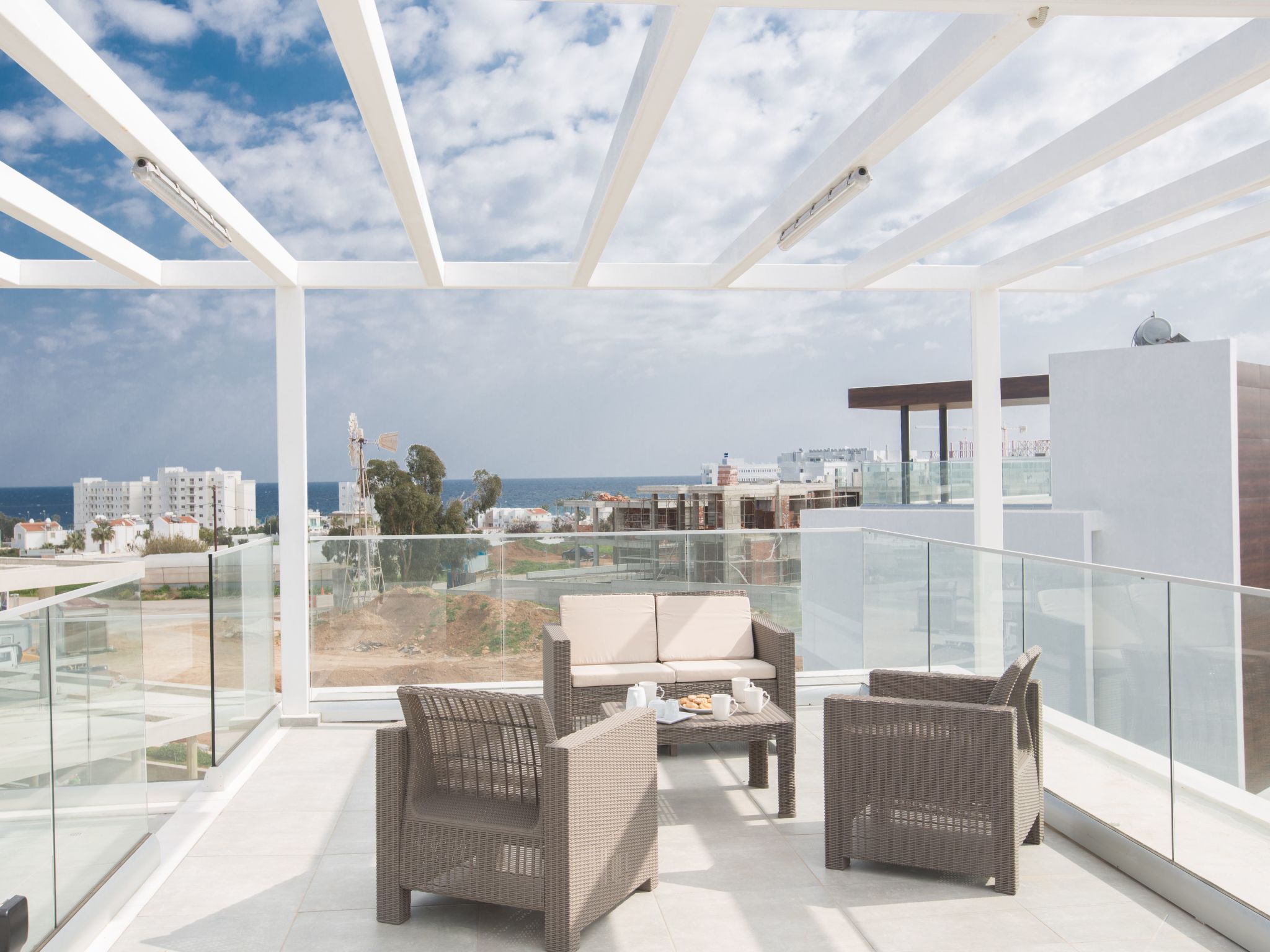 Protaras Villa mit privatem Pool und Dachgarten-Image-tags.info