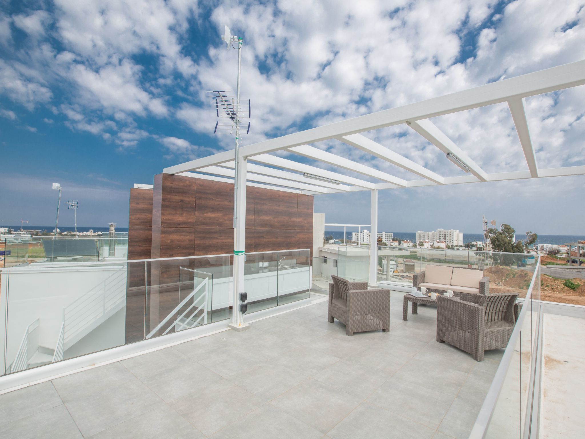 Protaras Villa mit privatem Pool und Dachgarten-Image-tags.info