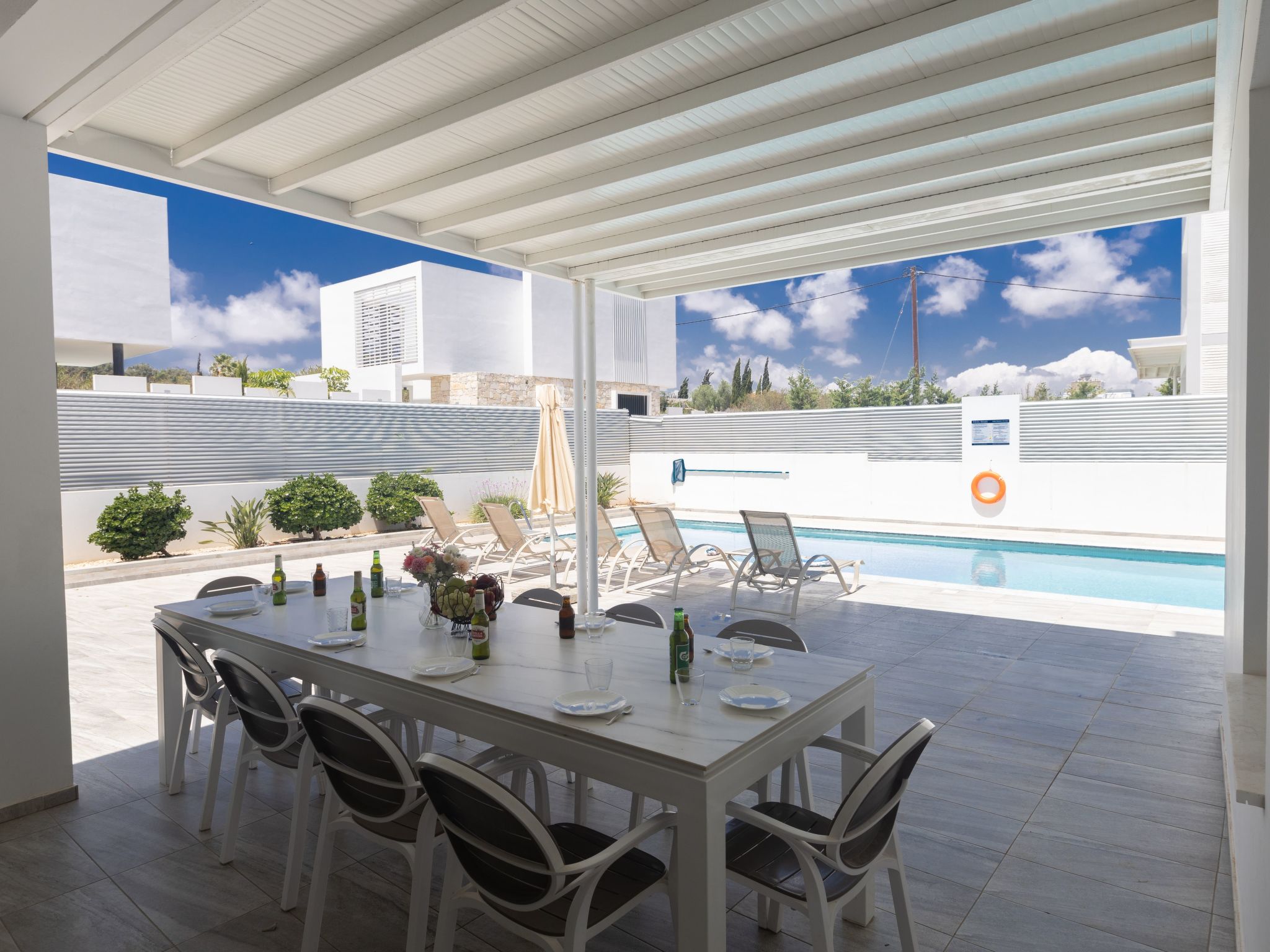 Greco Villa CCV4. 5-Schlafzimmer-Villa mit privatem Pool in Protaras Zentrum-Image-tags.info