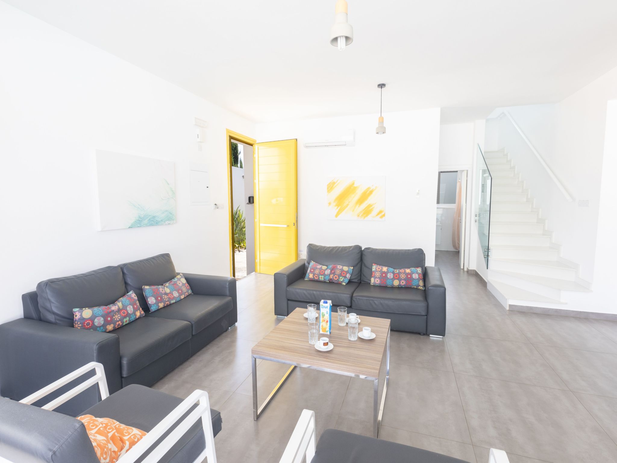 Greco Villa CCV4. 5-Schlafzimmer-Villa mit privatem Pool in Protaras Zentrum-Image-tags.info