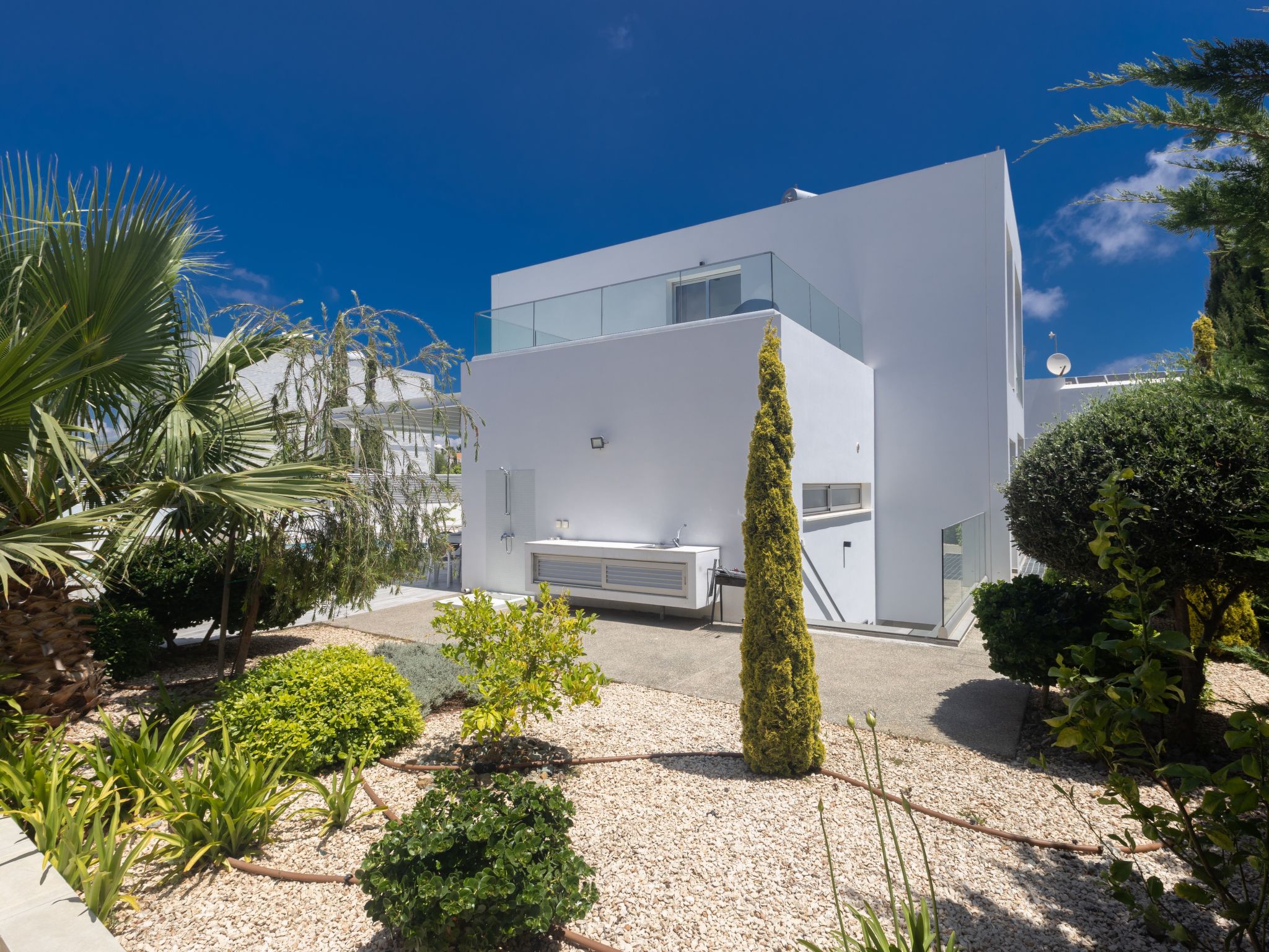 Greco Villa CCV4. 5-Schlafzimmer-Villa mit privatem Pool in Protaras Zentrum-Image-tags.info