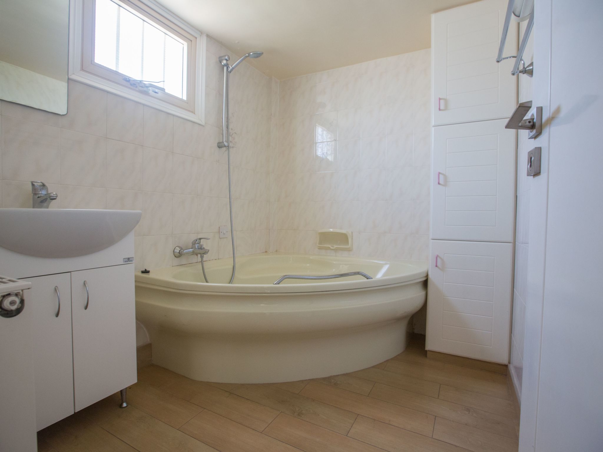 Wunderschöne Villa mit privatem Pool und großem Garten-Image-tags.info