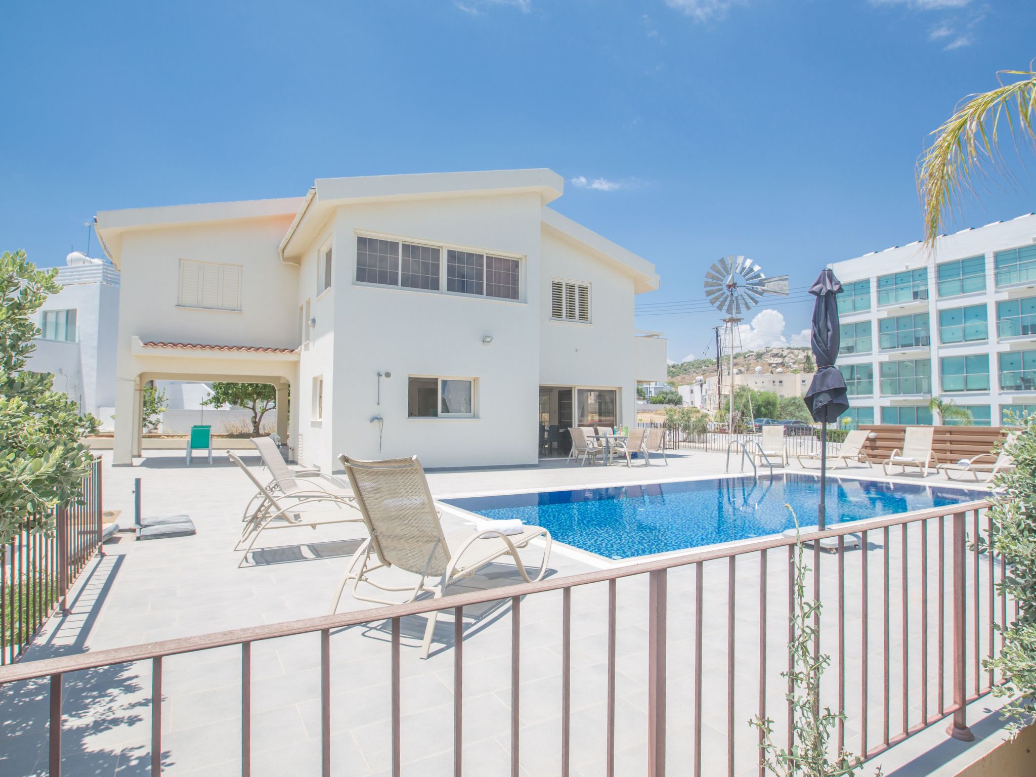 Wunderschöne Villa mit privatem Pool und großem Garten-Image-tags.info