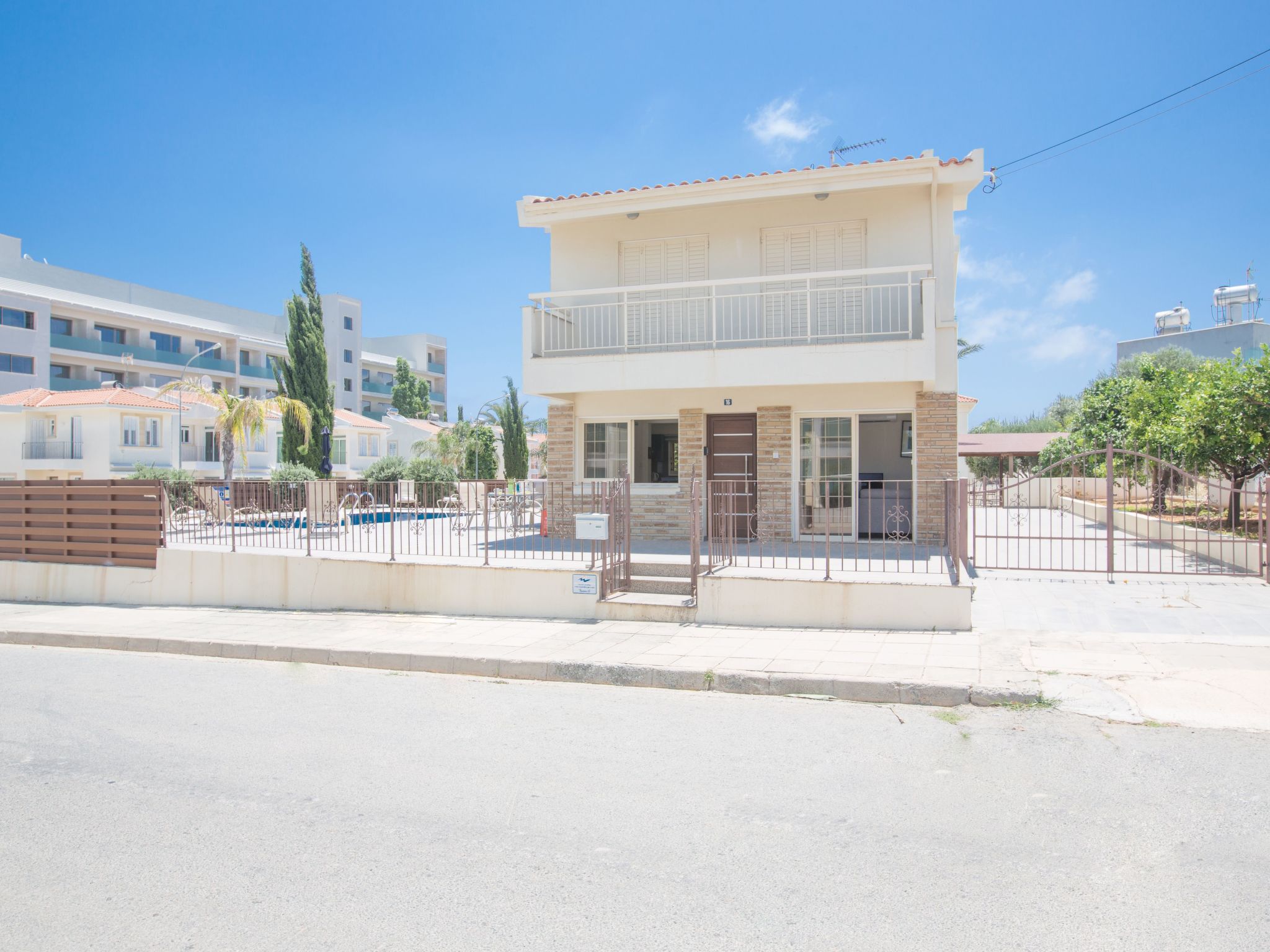 Wunderschöne Villa mit privatem Pool und großem Garten-Image-tags.info