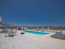12-persoons vakantiehuis met privézwembad in Paralimni - thumbnail 5