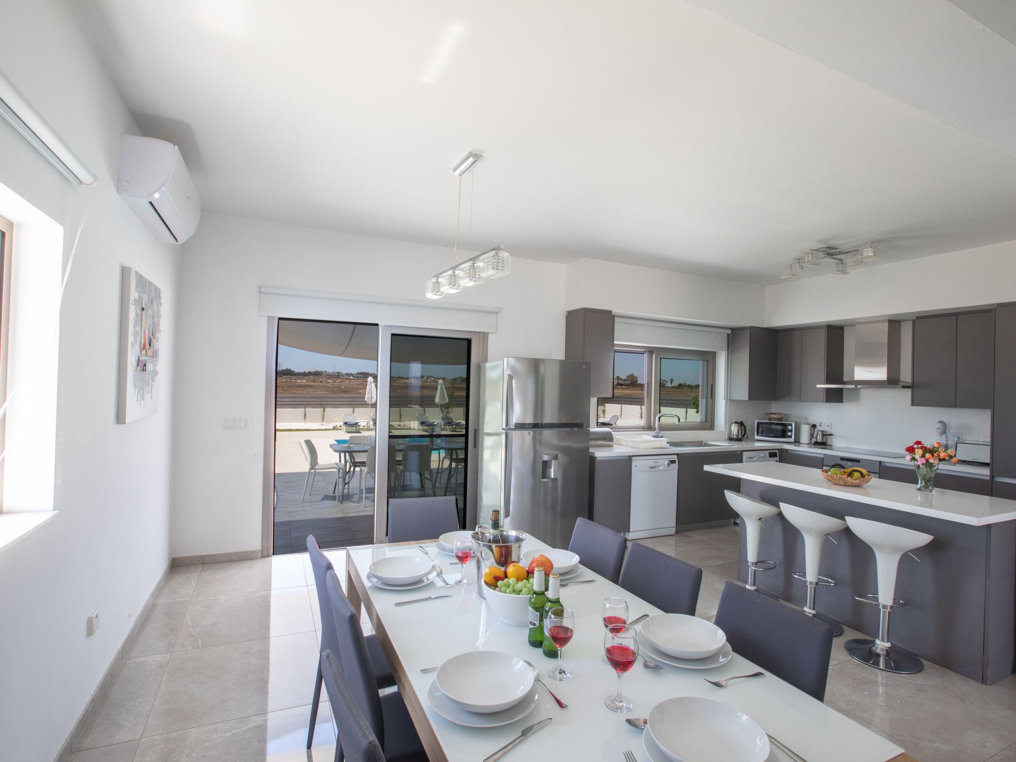 Geräumiges Ferienhaus für 12 Personen in Paralini-Image-tags.info