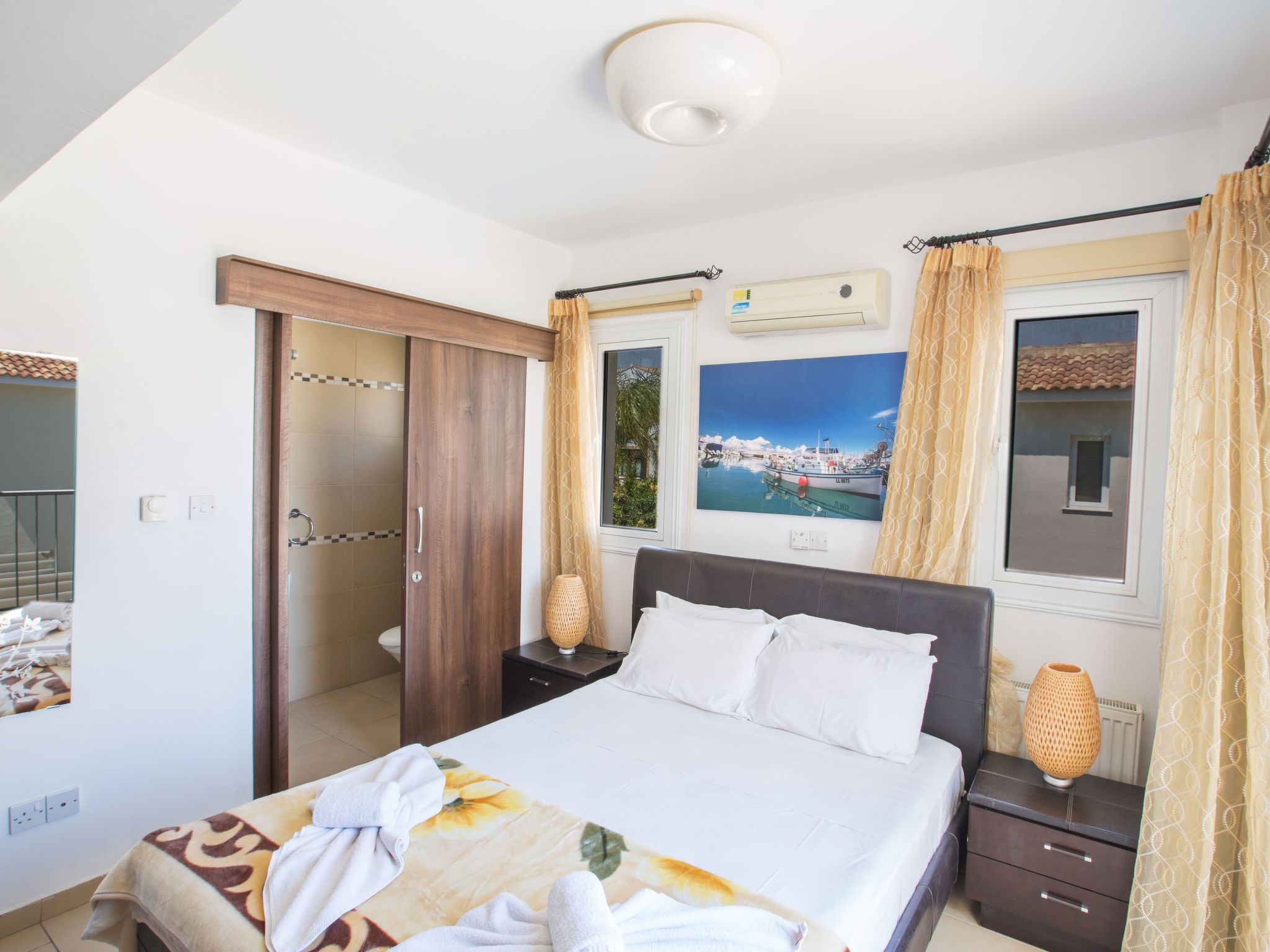 Moderne Ferienvilla PV5 mit großem Garten-Image-tags.info