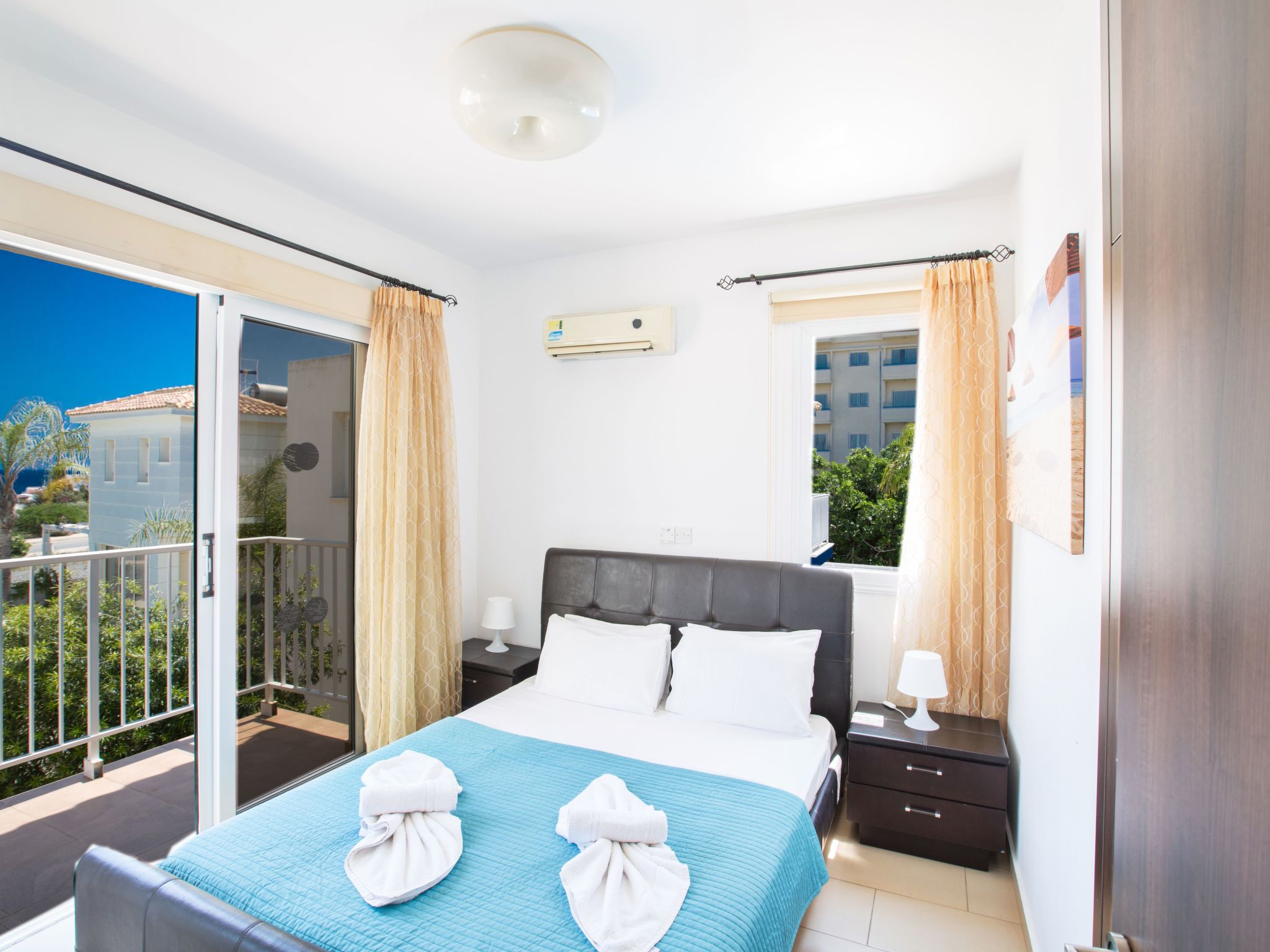 Moderne Ferienvilla PV5 mit großem Garten-Image-tags.info