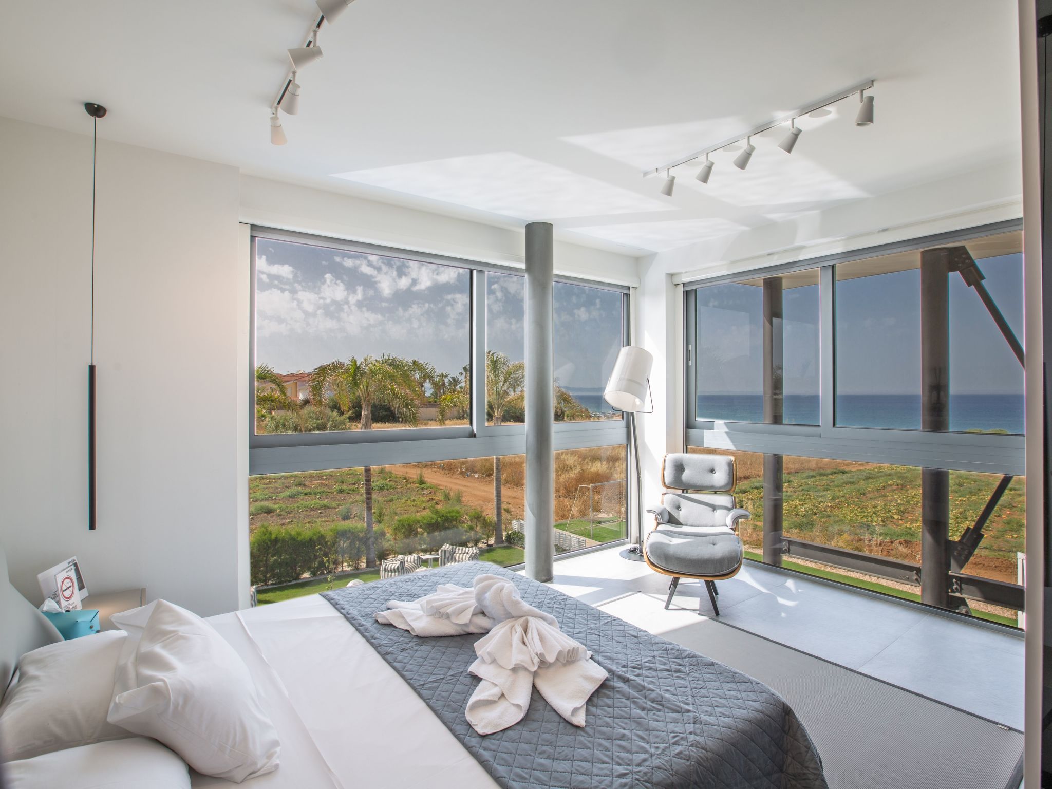 Haus in Paralimni mit großem Patio-Image-tags.info