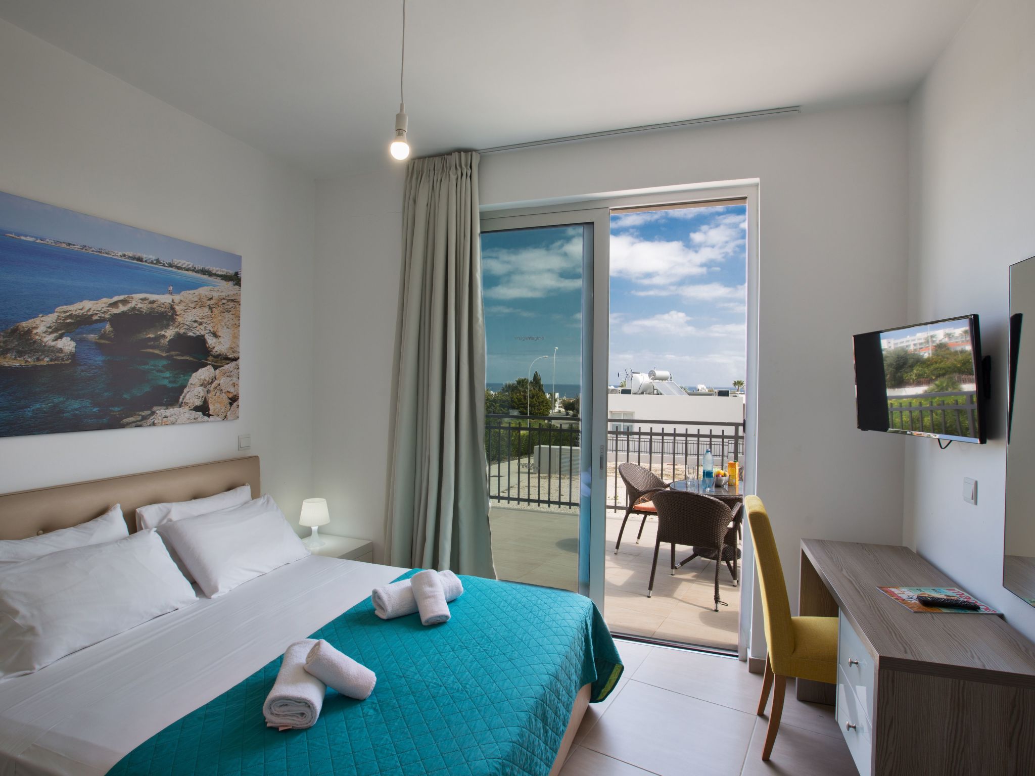 Schöne, topmoderne Ferienvilla auf Zypern-Image-tags.info