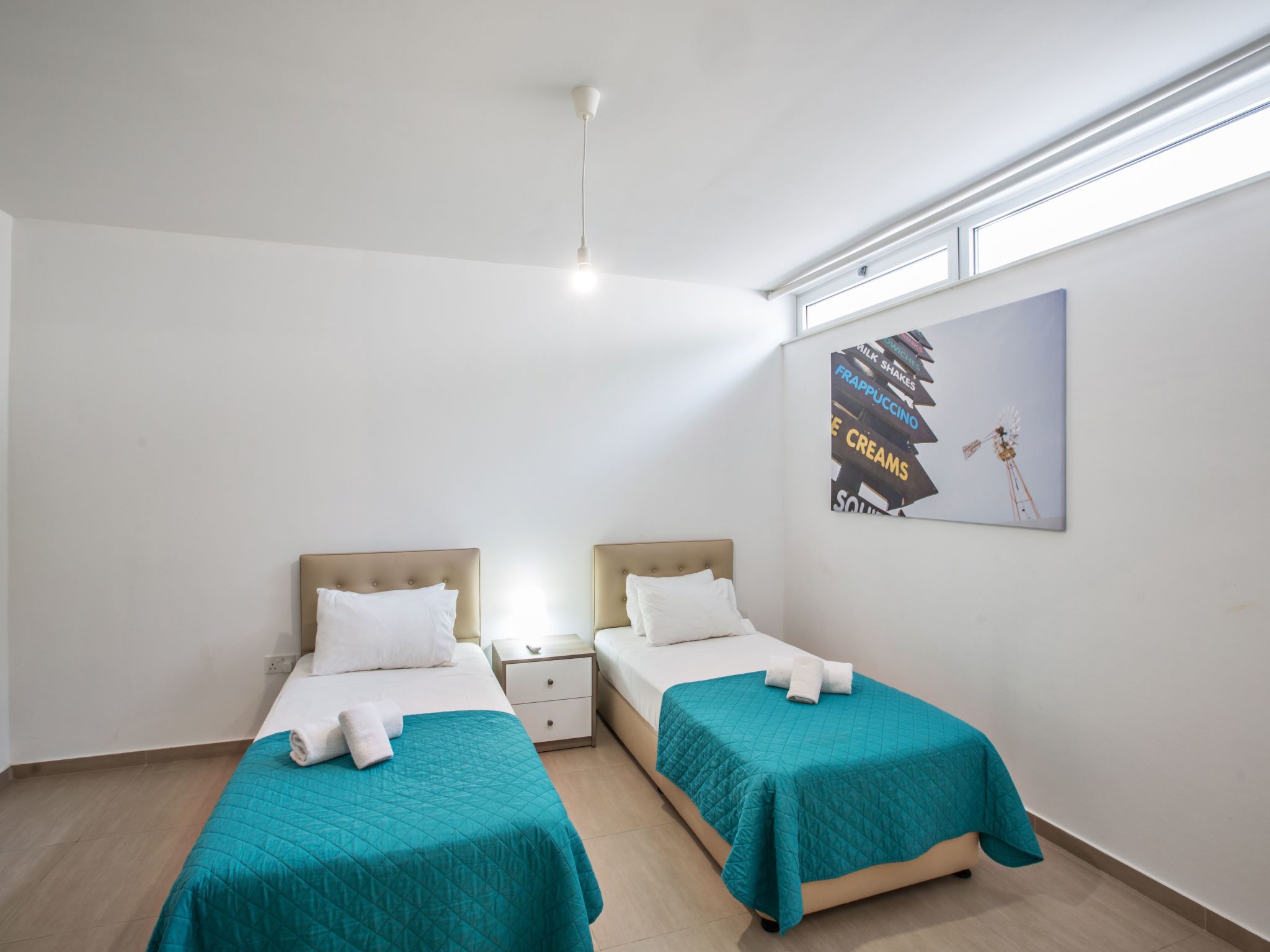 Schöne, topmoderne Ferienvilla auf Zypern-Image-tags.info