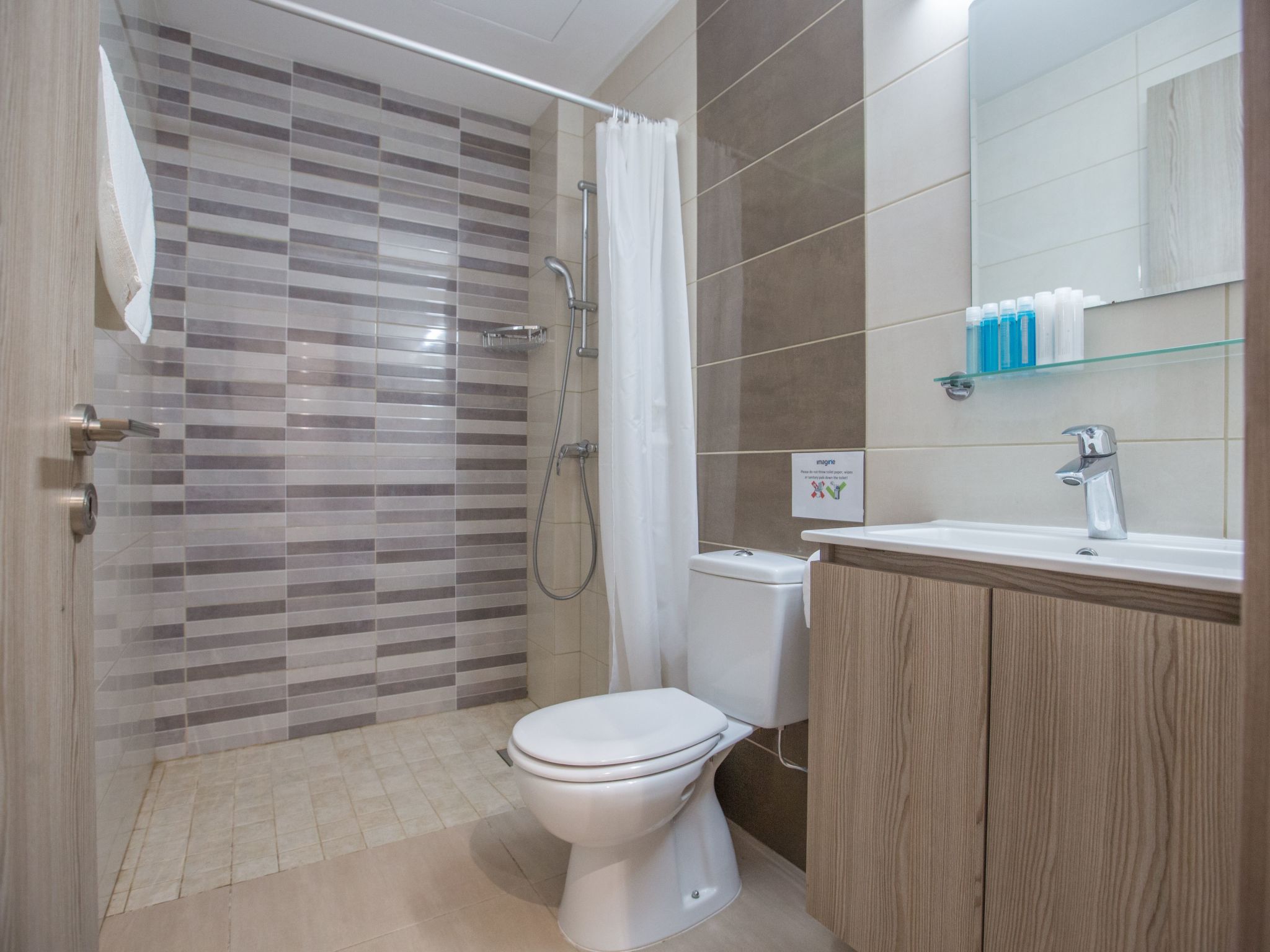 Schöne, topmoderne Ferienvilla auf Zypern-Image-tags.info