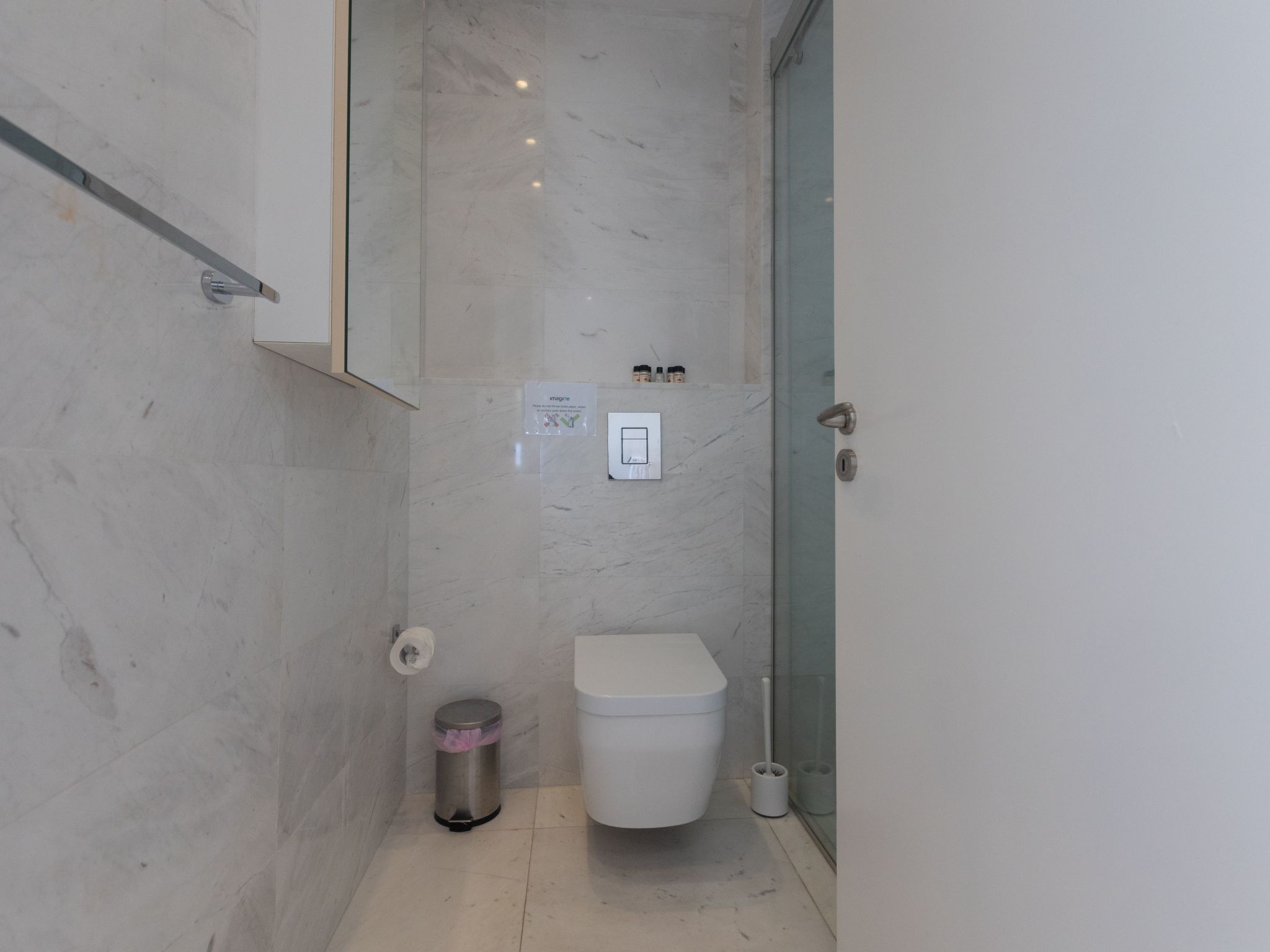 Luxuriöse Wohnung am Strand von Thalassa-Image-tags.info