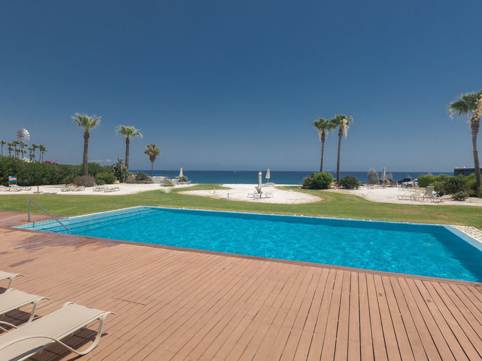 Luxuriöse Wohnung am Strand von Thalassa-Image-tags.info