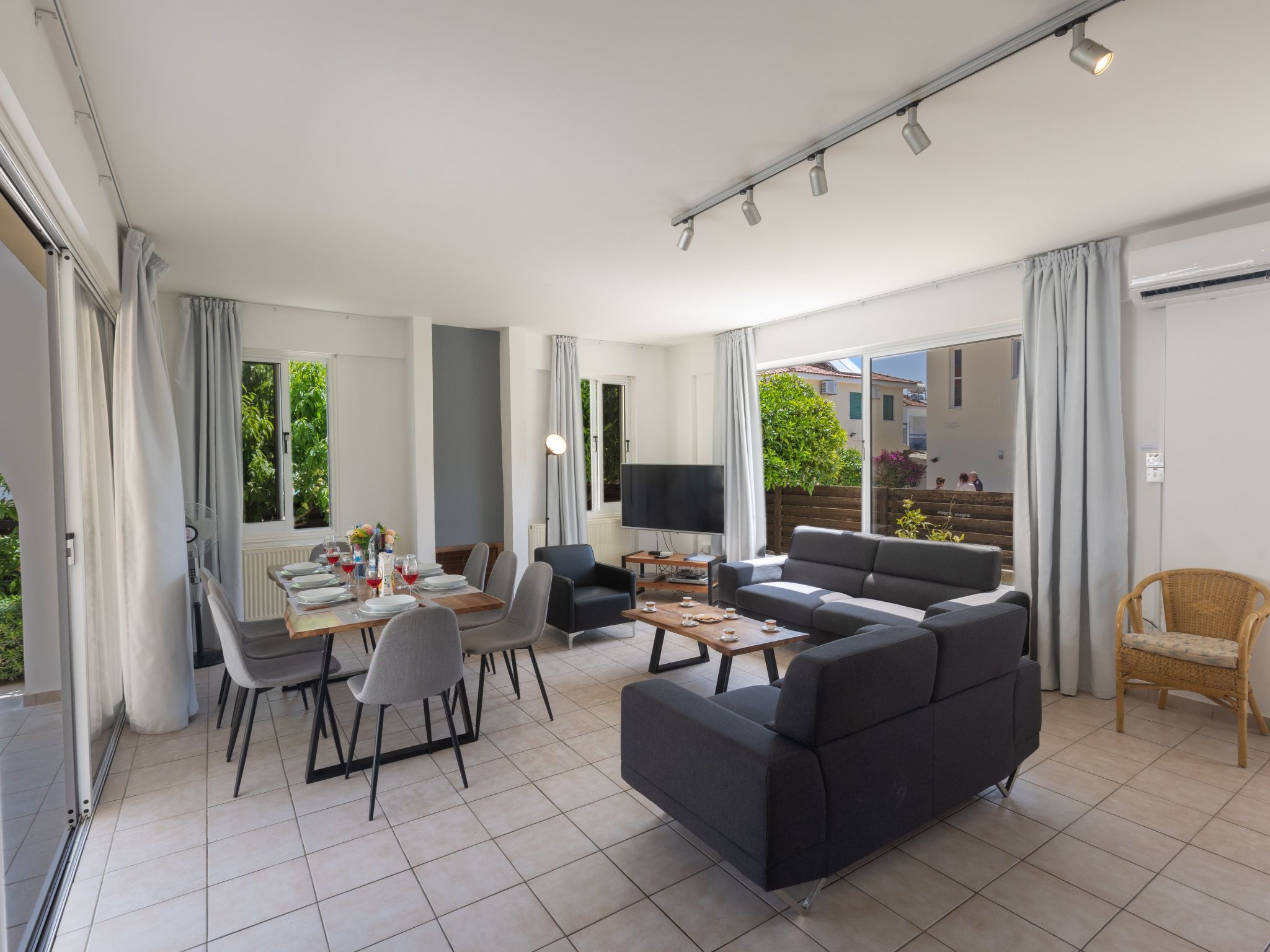 Photo of Ferienvilla "Holiday Villa" mit privatem Pool